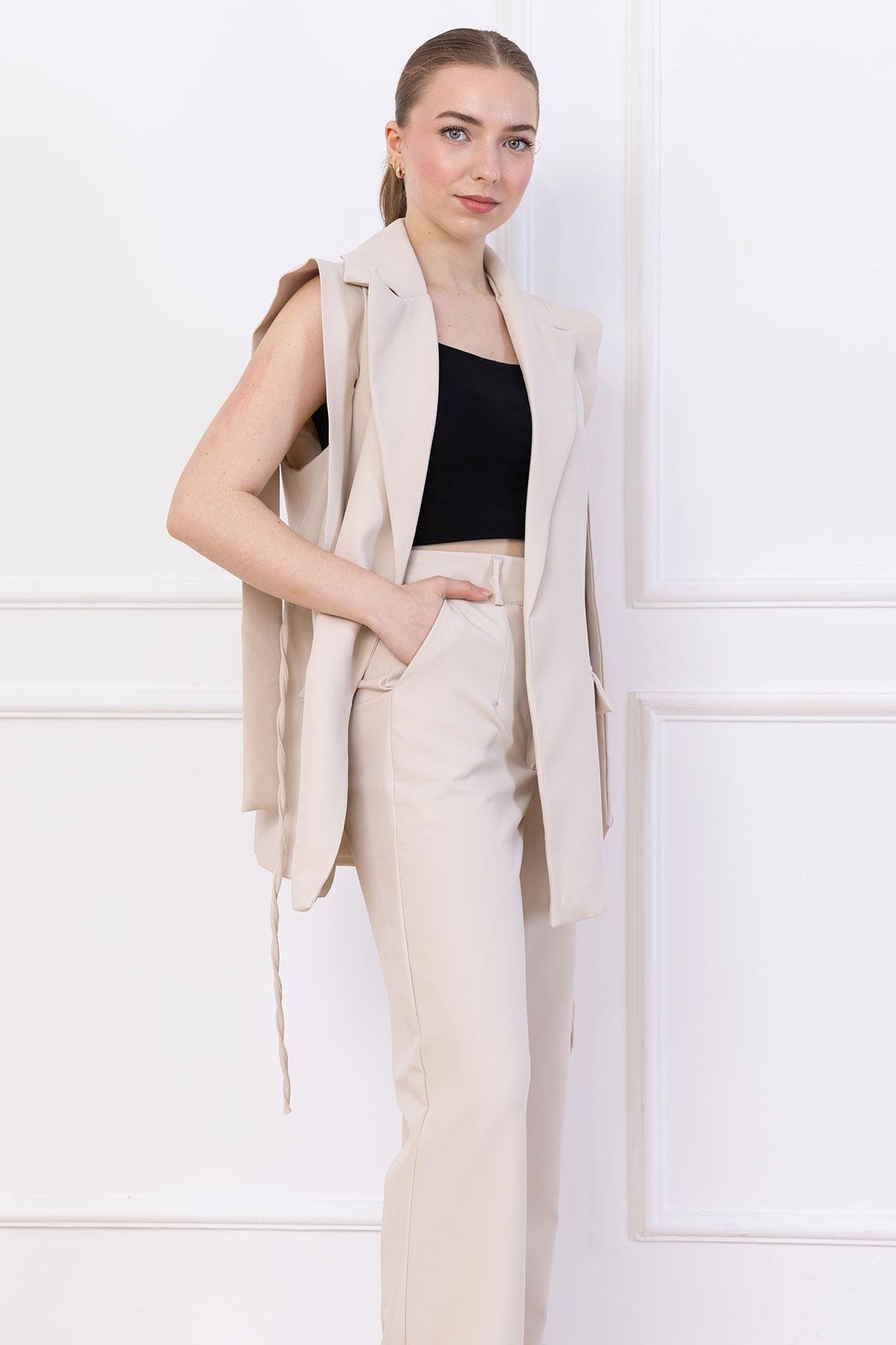 Bağlamalı Yelekli Takım Bej SS2750