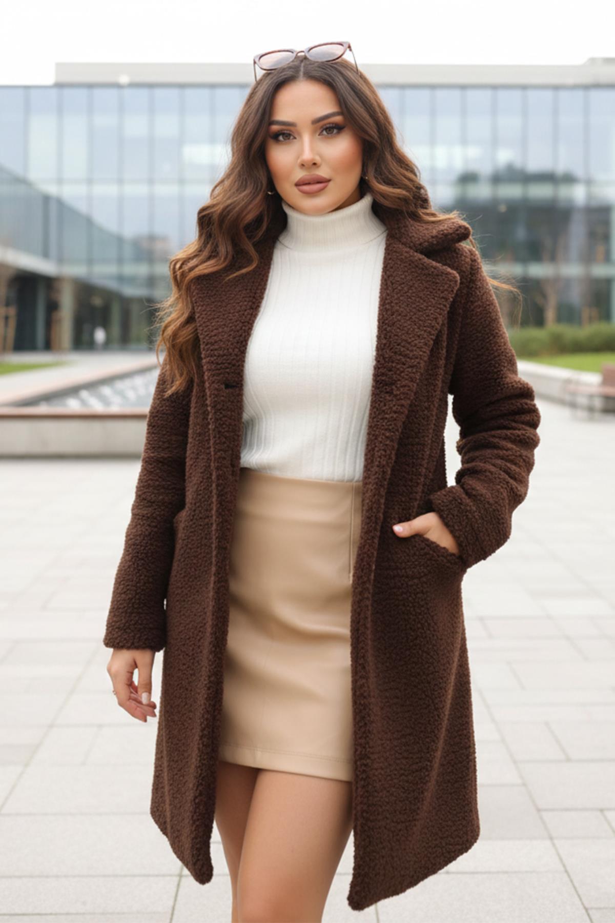 Astarlı Üç Düğmeli Peluş Mont Kahverengi SS2507