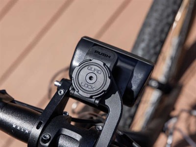 QUADLOCK 360 TUTUCU BAŞLIK KISA SİYAH