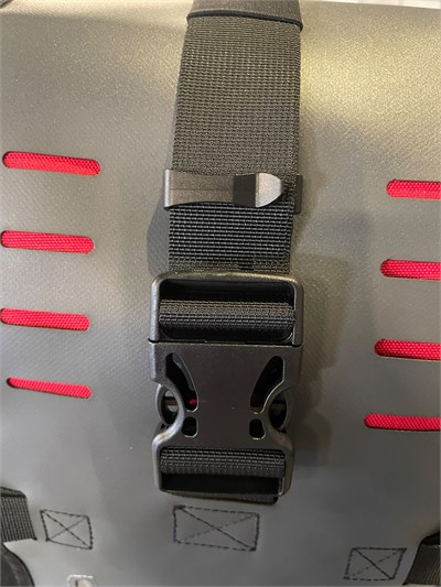 THOSKA AX-25 SIRT ÇANTASI