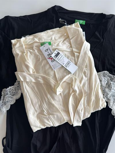 Benetton Ekru Kadın Dantel Detaylı Sabahlık