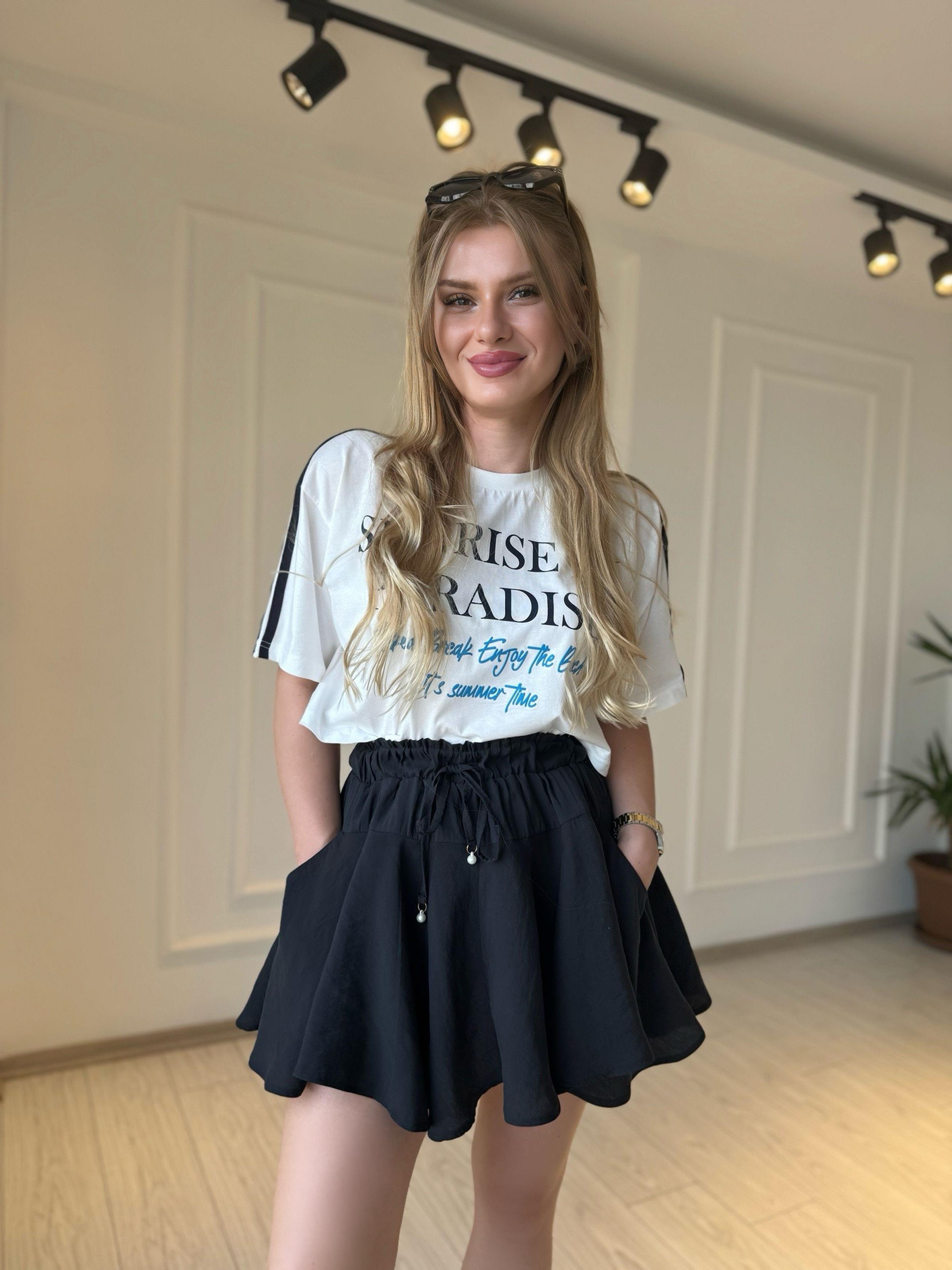 TshirtBiye Detaylı Yazı Baskılı Crop T-shirt - Ekru