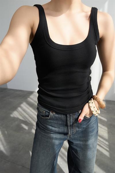 BluzScoop Neck Fitilli Atlet Siyah