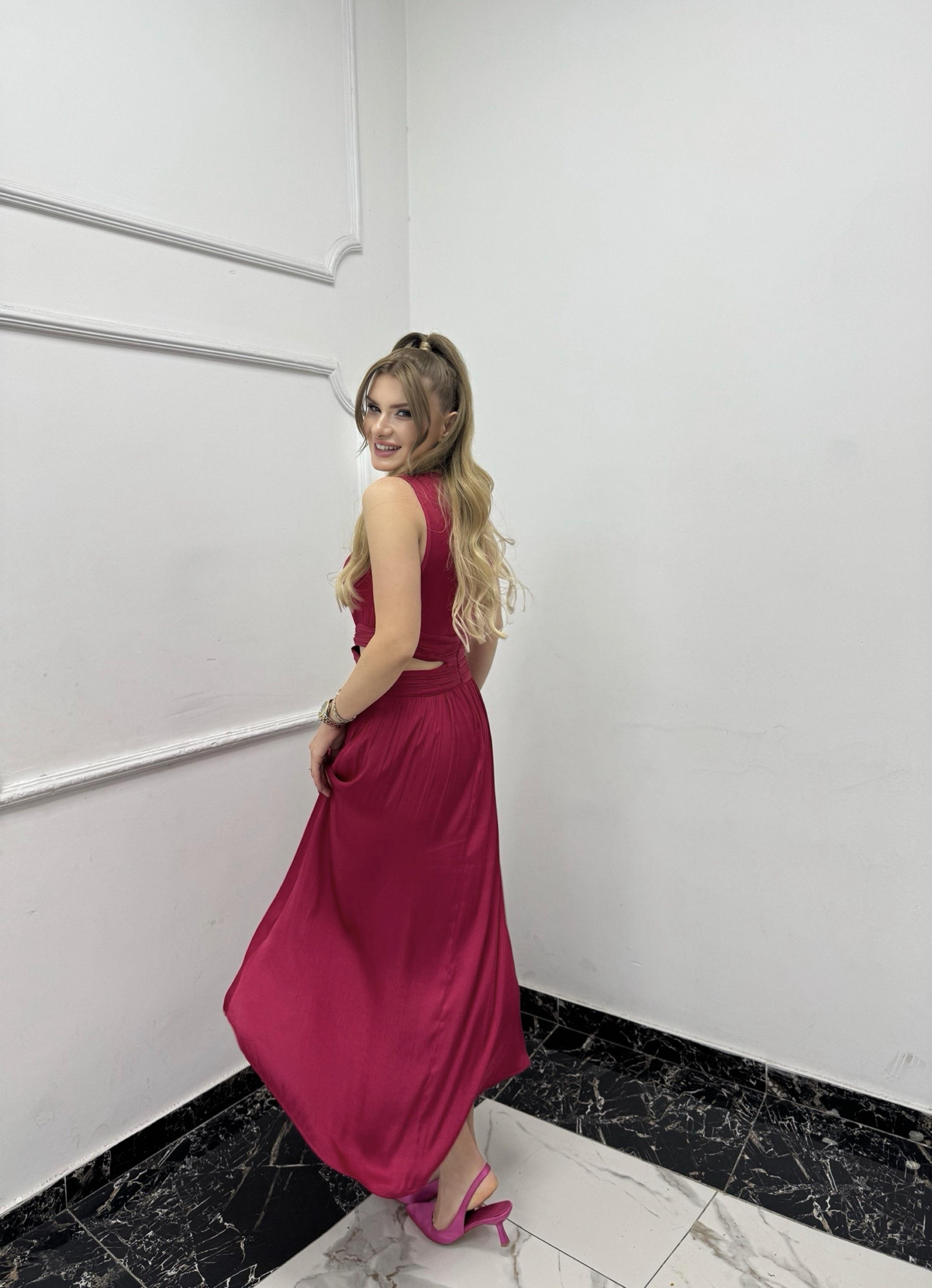 ELBİSEPembe Bel Dekolte Detaylı Saten Midi Boy Elbise