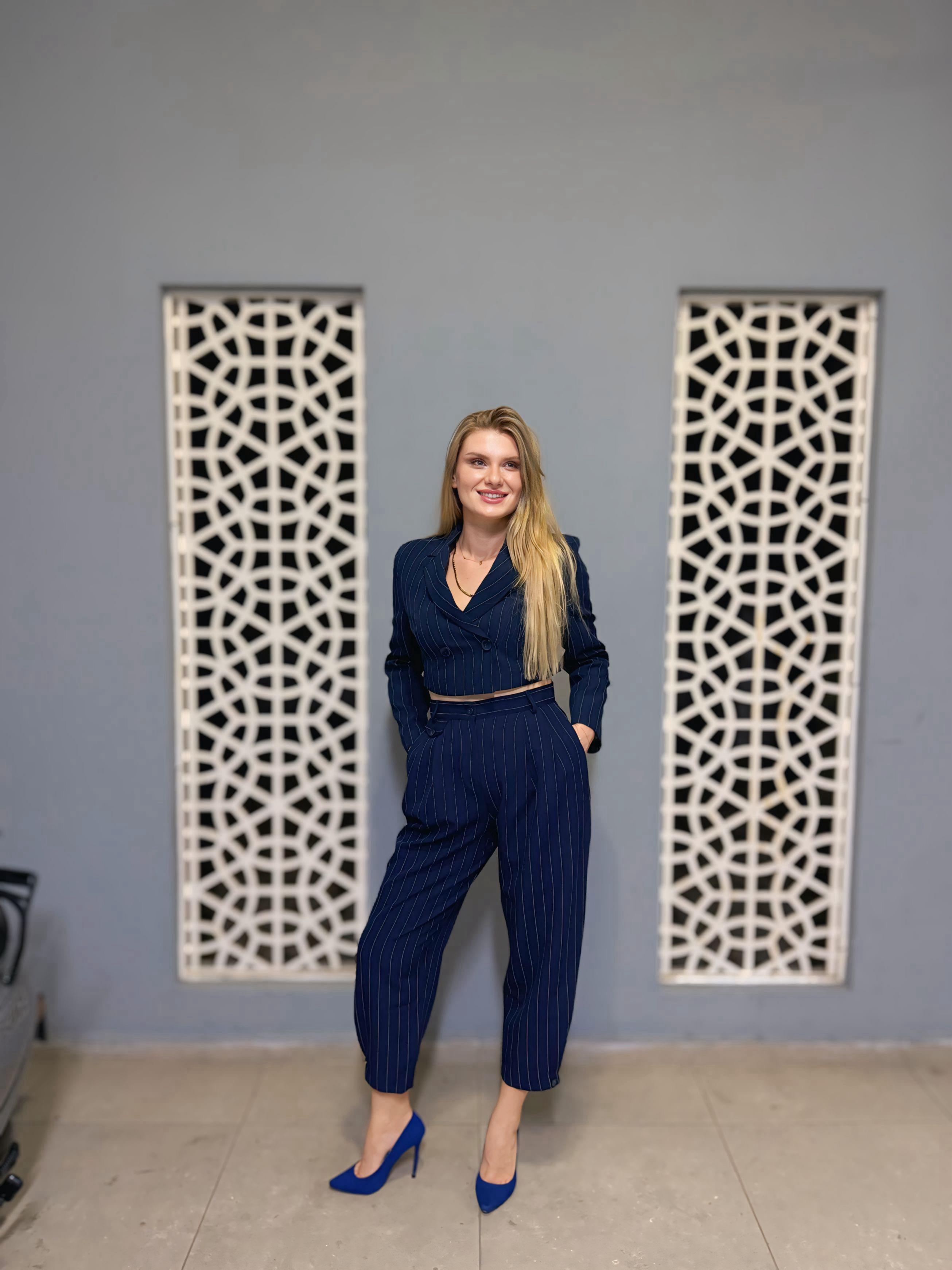 Premium Çizgili Pile Detaylı Pantolon - LacivertPantolonAura