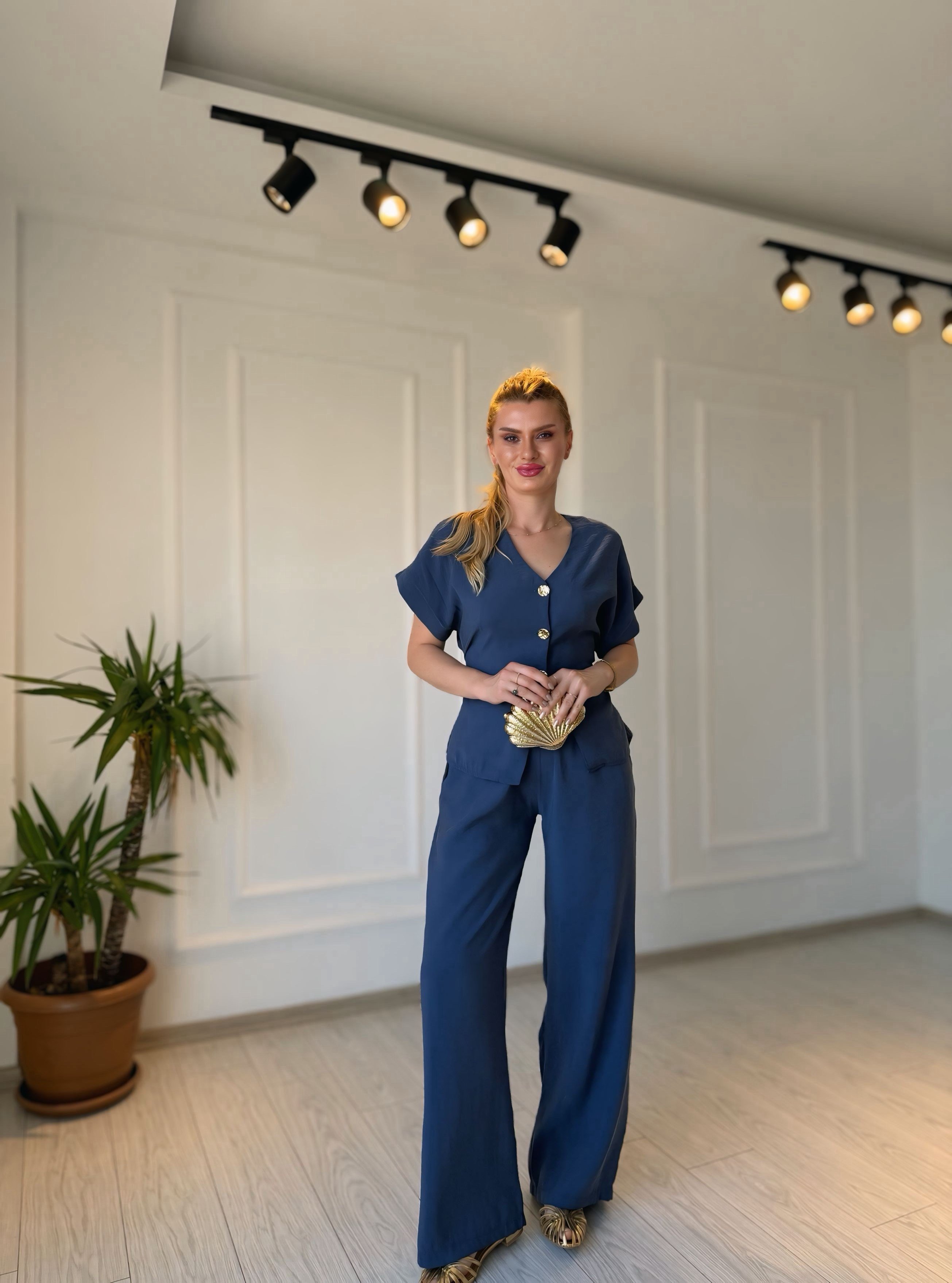 TAKIMİndigo Tensel Düğme & Kuşak Detaylı Yelek Pantolon Takım
