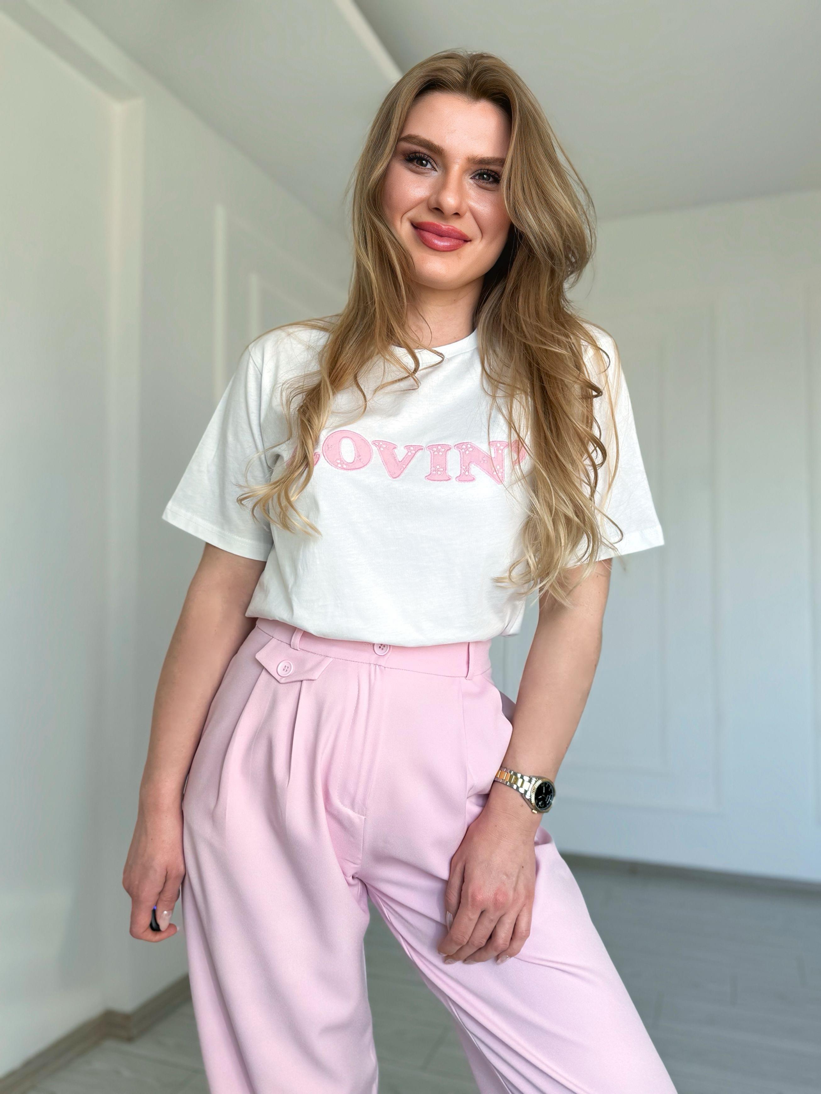 TshirtPembe Nakış Detaylı T-shirt - Beyaz