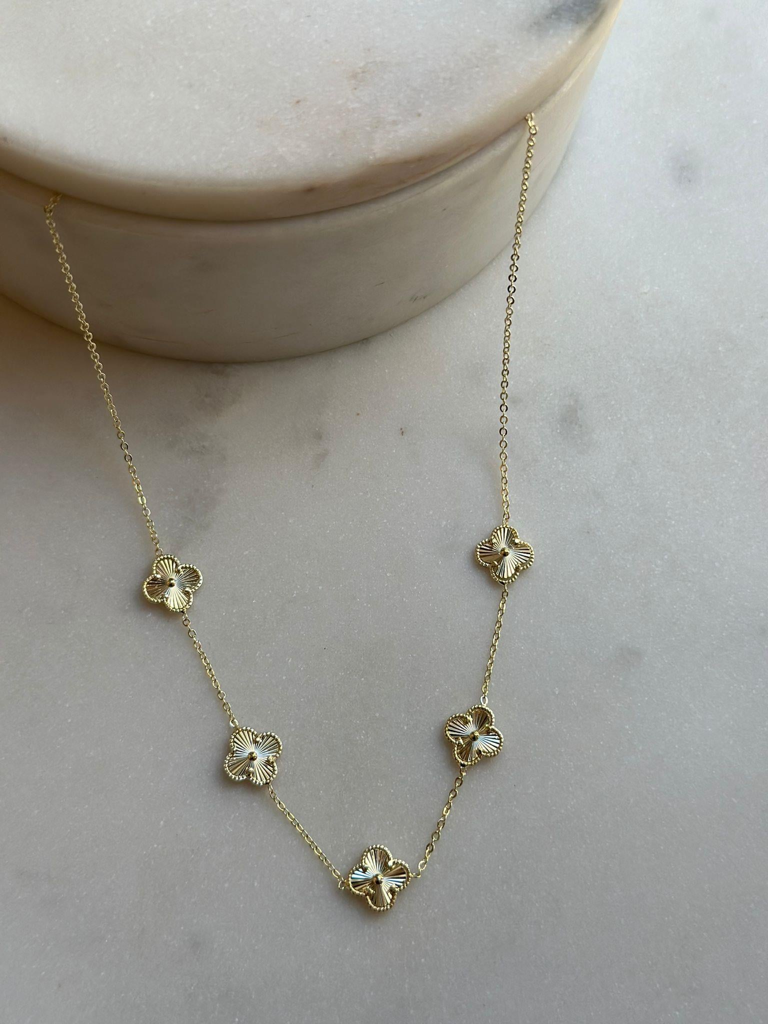 Gold Beş Yoncalı Kolye