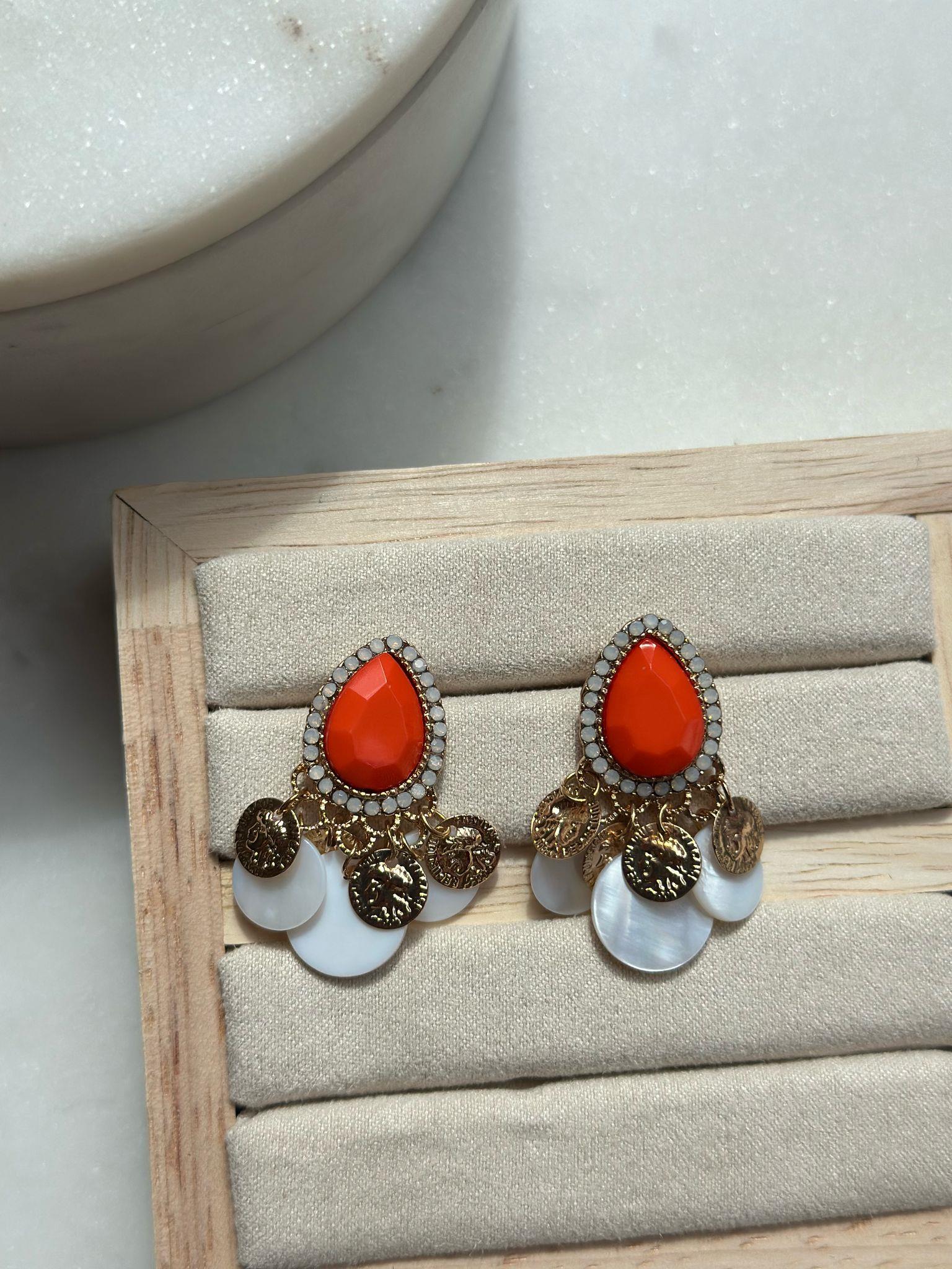 Sedef Ve Gold Pullu Turuncu Küpe