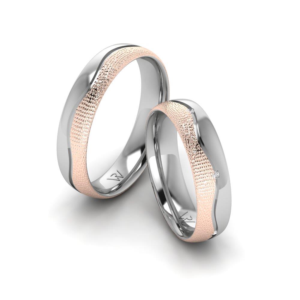Eheringe mit HarmonyShimmer Roségold und weißen Dalloz-Kristallsteinen