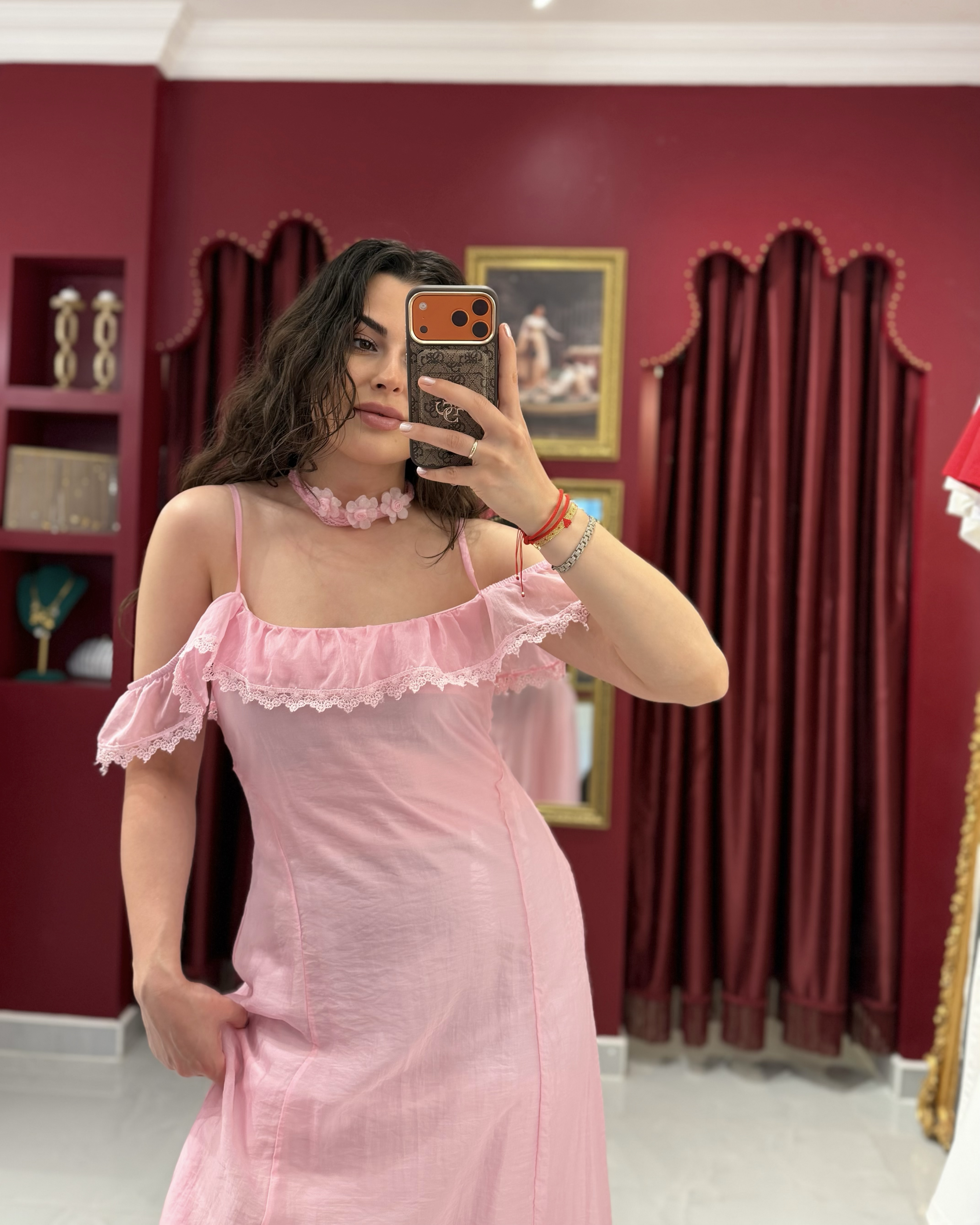Fularlı elbise
