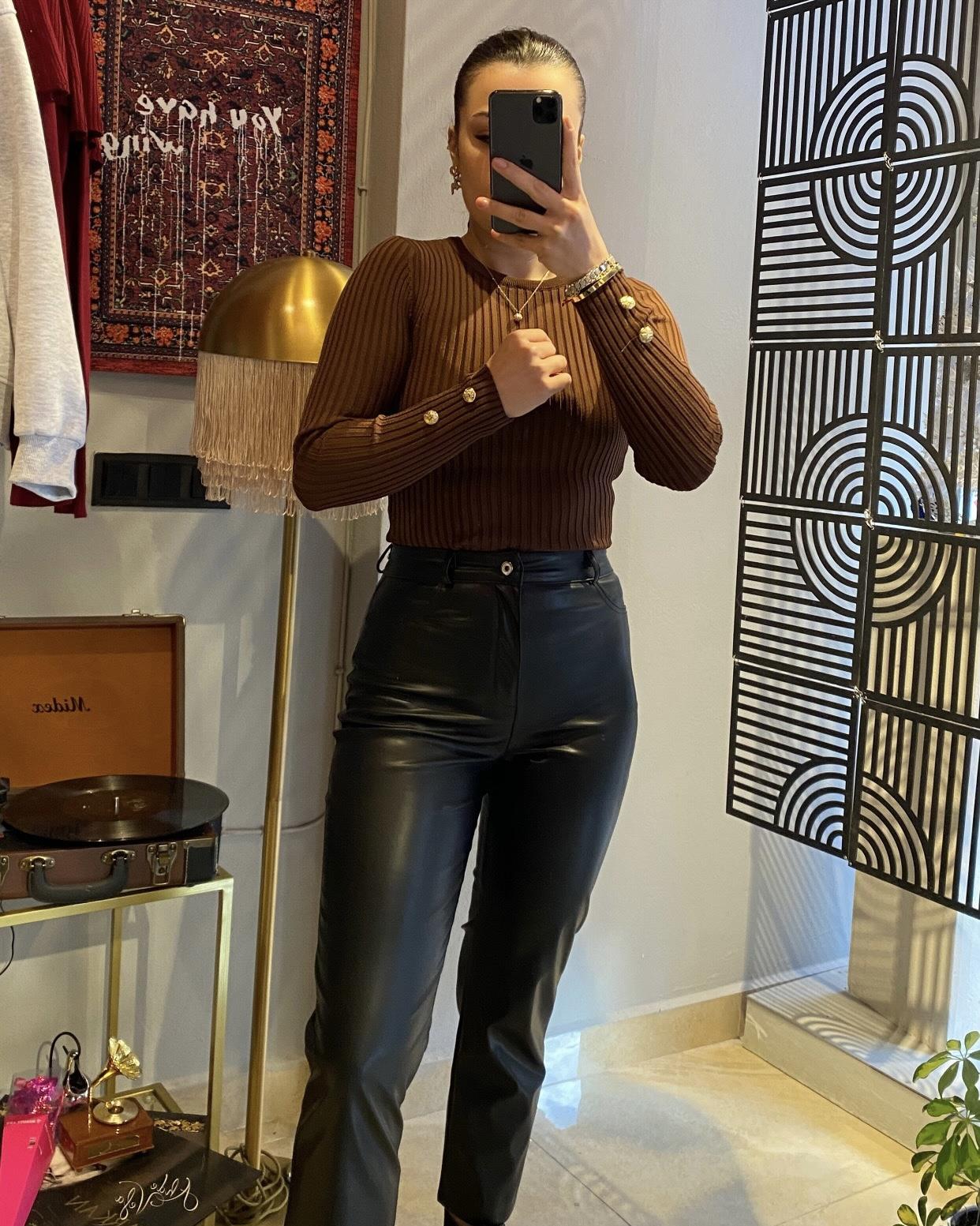 MADALYON DÜĞMELİ KAHVE TRIKO