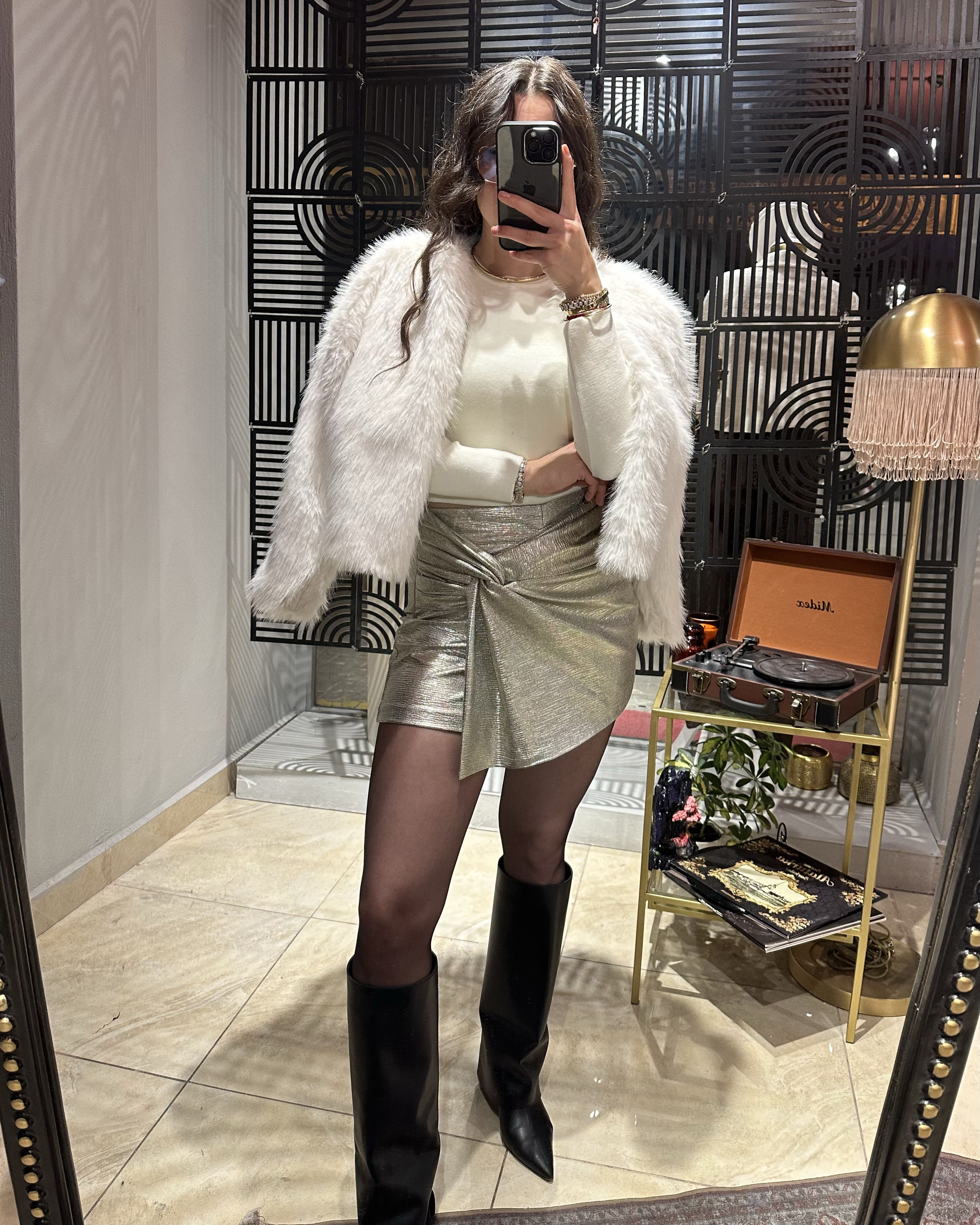 MARKA MODEL GOLD ŞORT ETEK