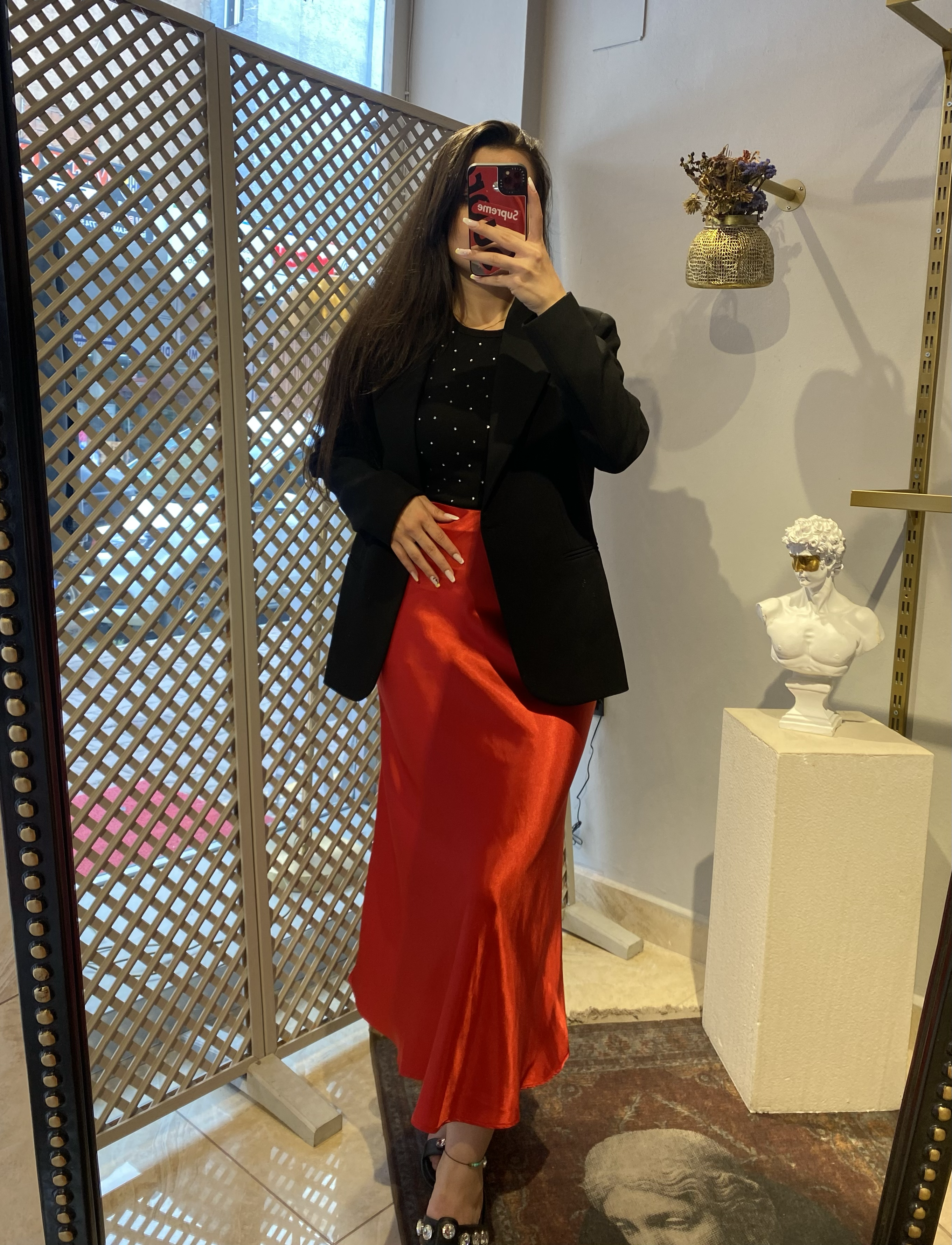 KIRMIZI SATEN MAXI ETEK
