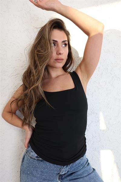 Katya Ofis Atlet