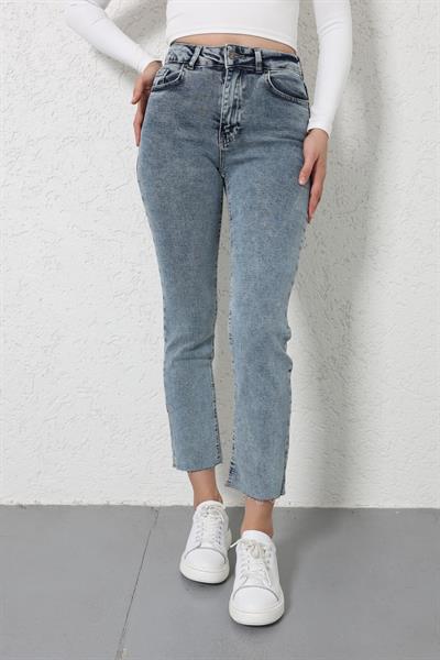Paça Kesik Kar Yıkama Mom Jean