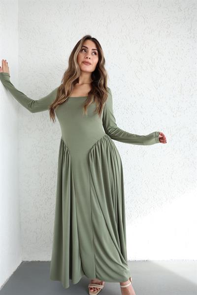 Kare Yaka Volanlı Maxi Elbise