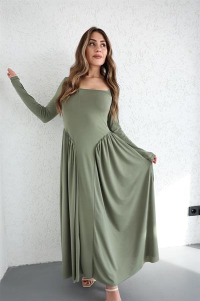 Kare Yaka Volanlı Maxi Elbise