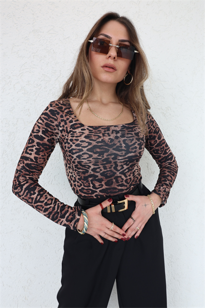 Kare Yaka Leopar Bodysuit