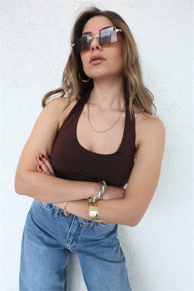 Boyun Geçmeli Crop