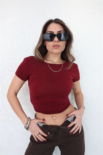 Sırt Açık Kısa Kol Crop