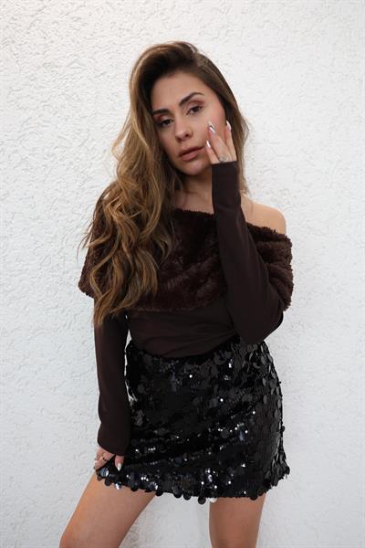Madonna Yaka Kürklü Bluz