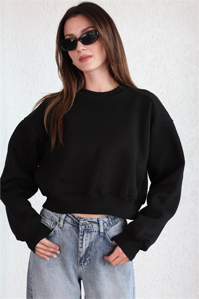 O Yaka Basic Crop Sweat