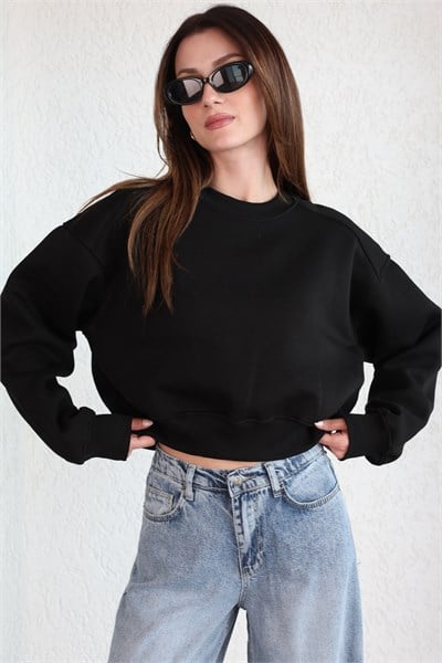 O Yaka Basic Crop Sweat