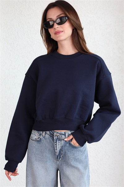 O Yaka Basic Crop Sweat