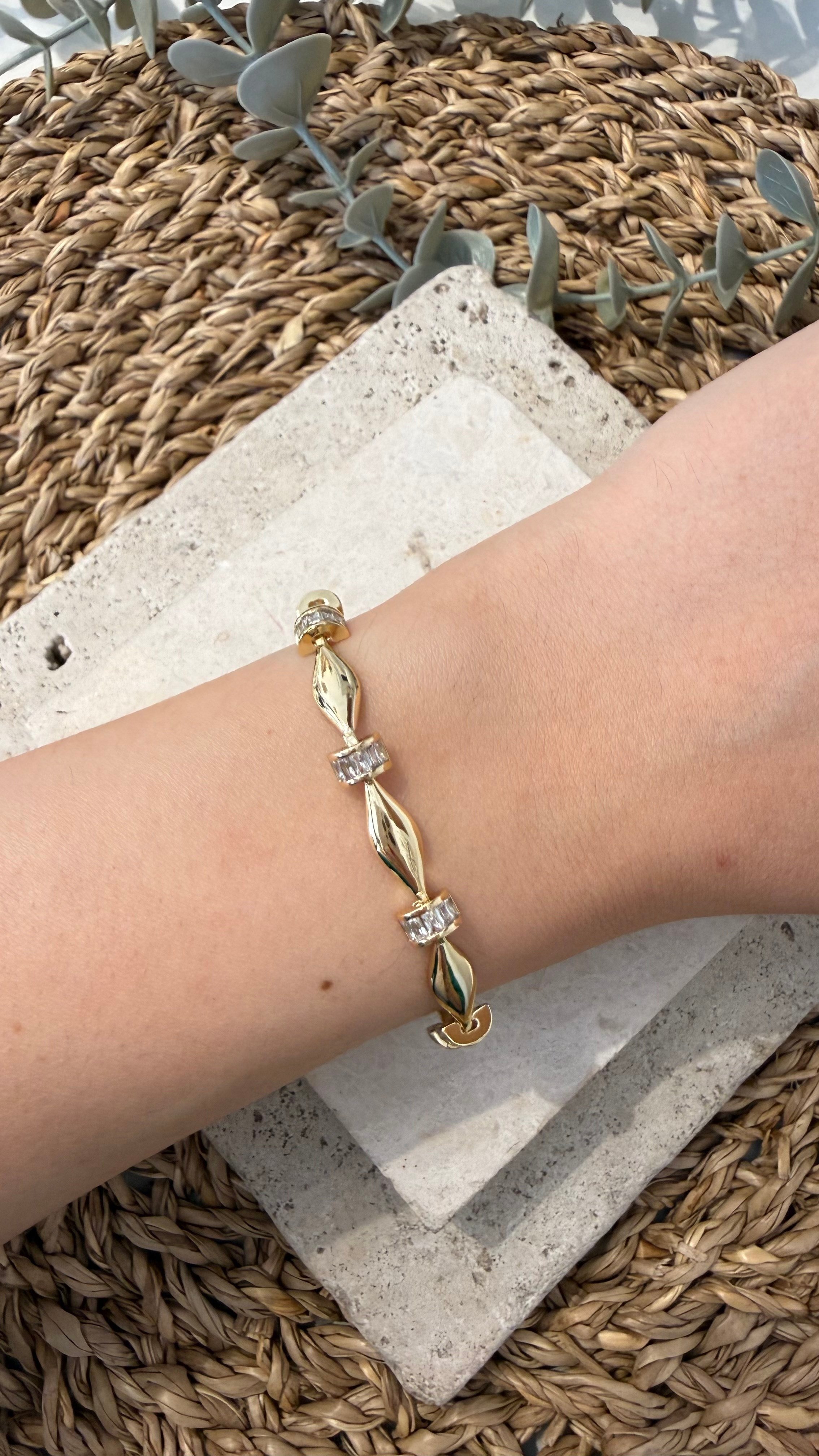 Cm Jewel İthal Gold Renk Bileklik