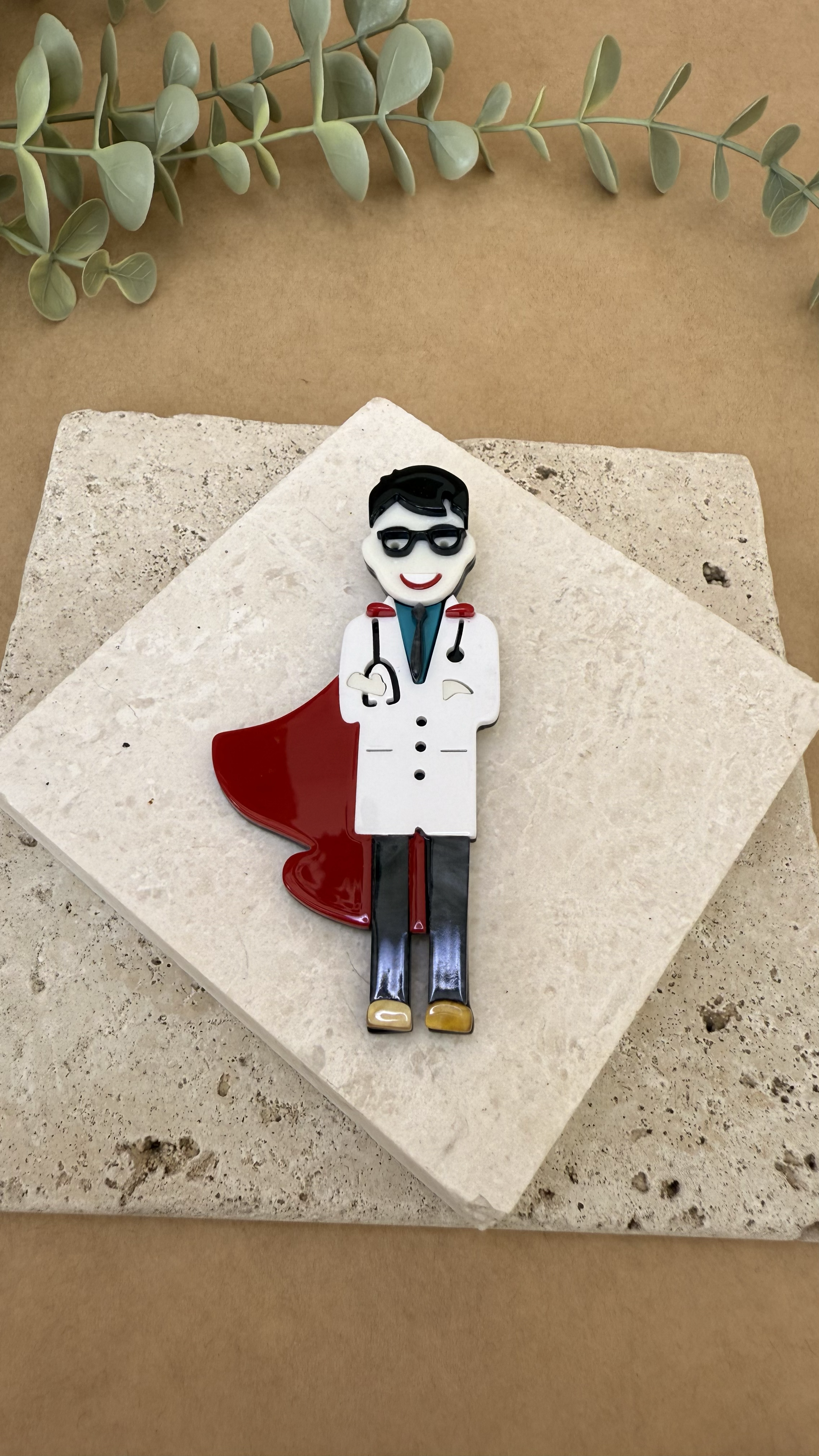 Erkek Doktor Figür Broş