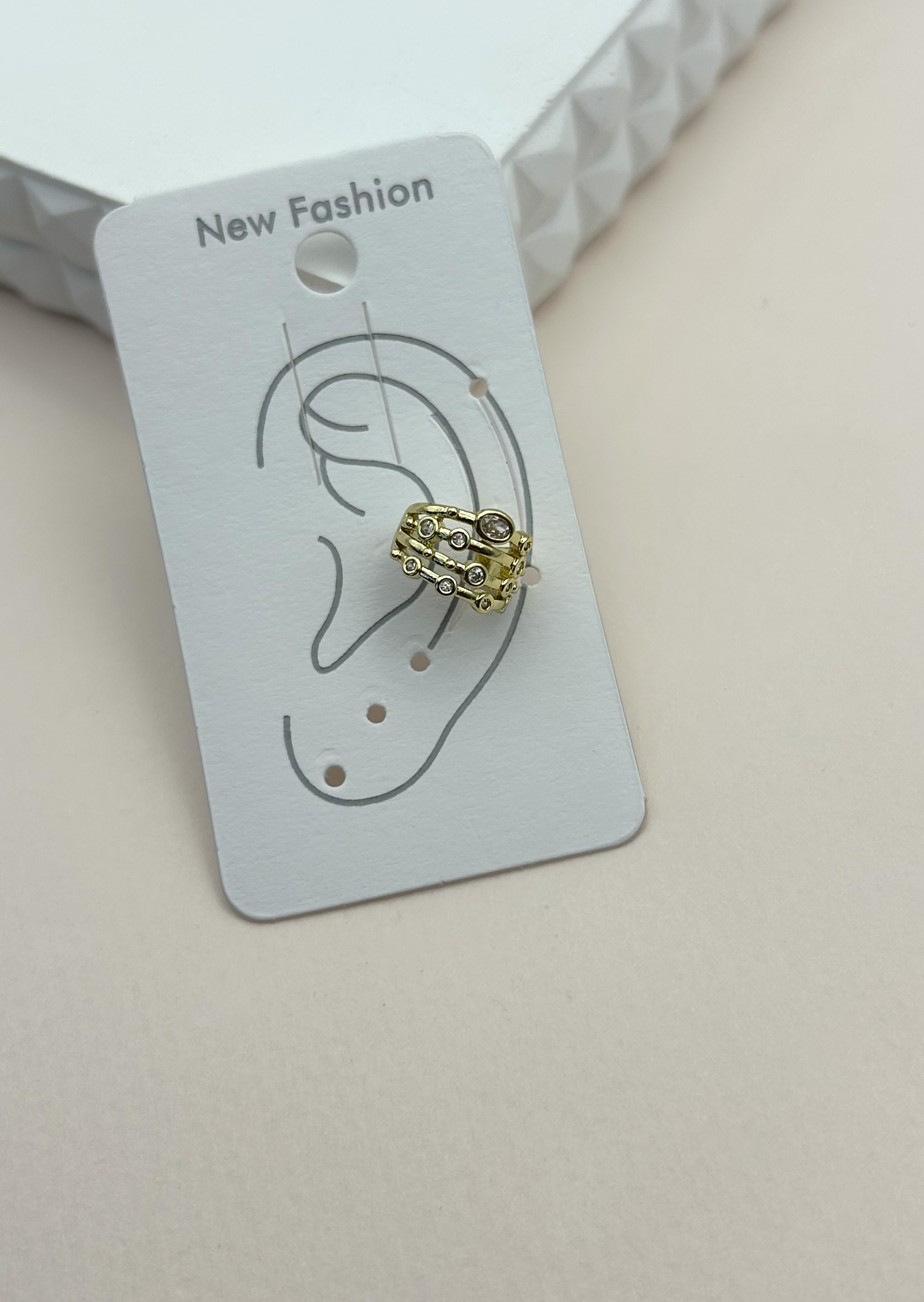 İthal Earcuff
