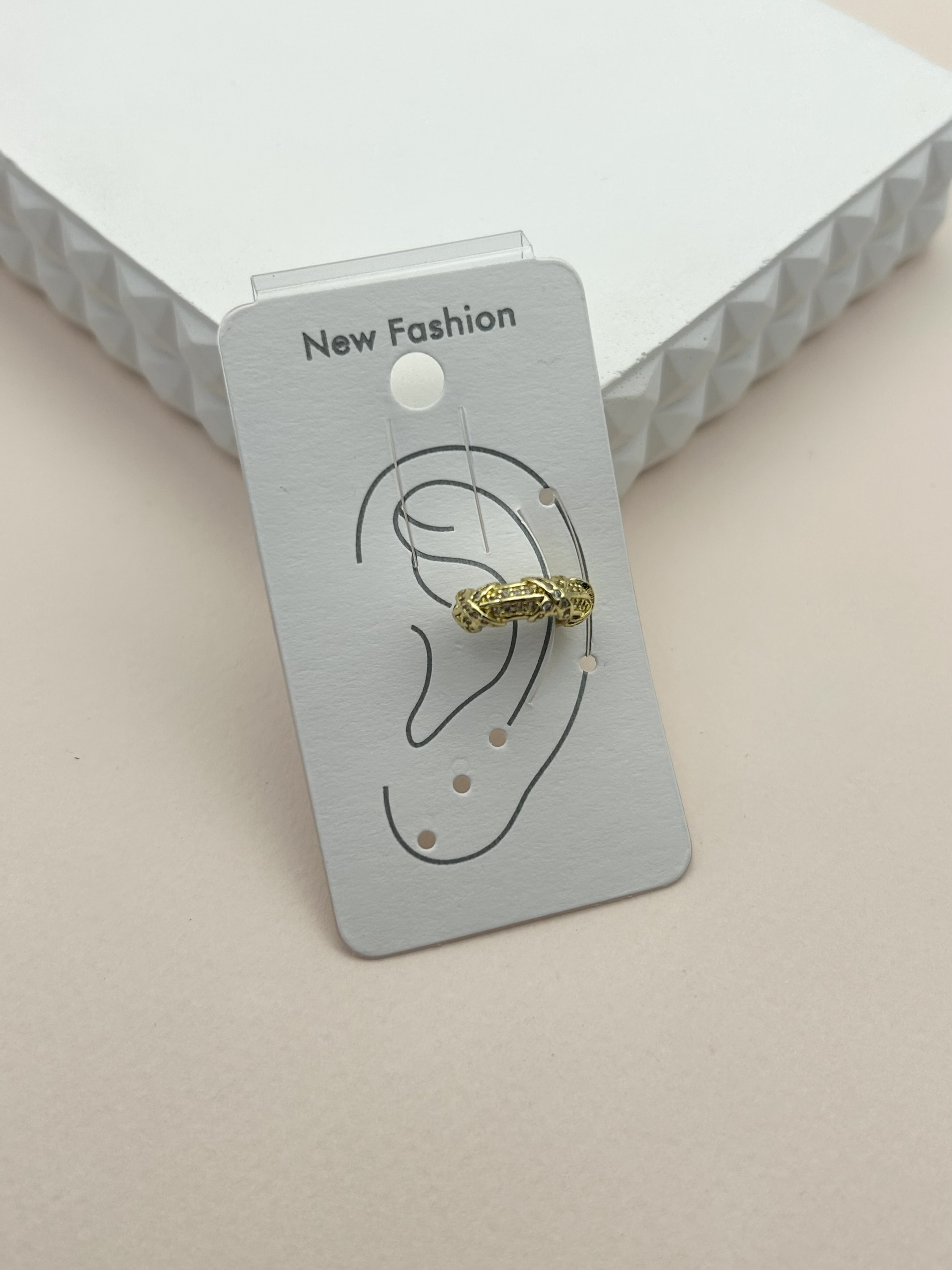 İthal Earcuff
