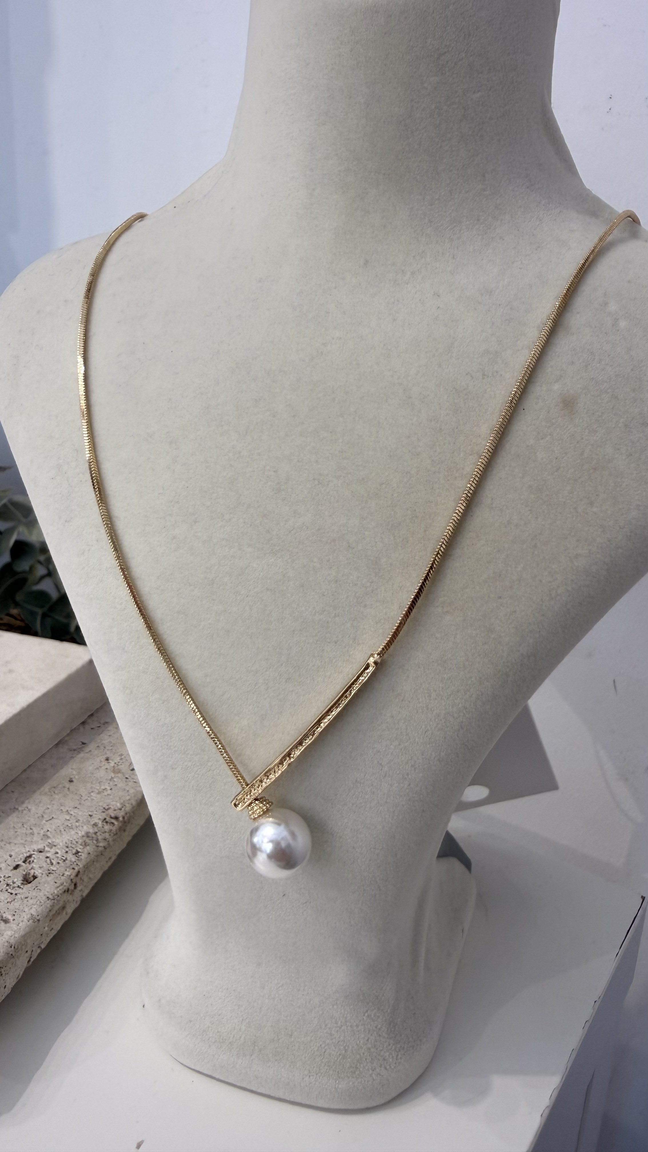 İthal Gold Renk İncili Kolye