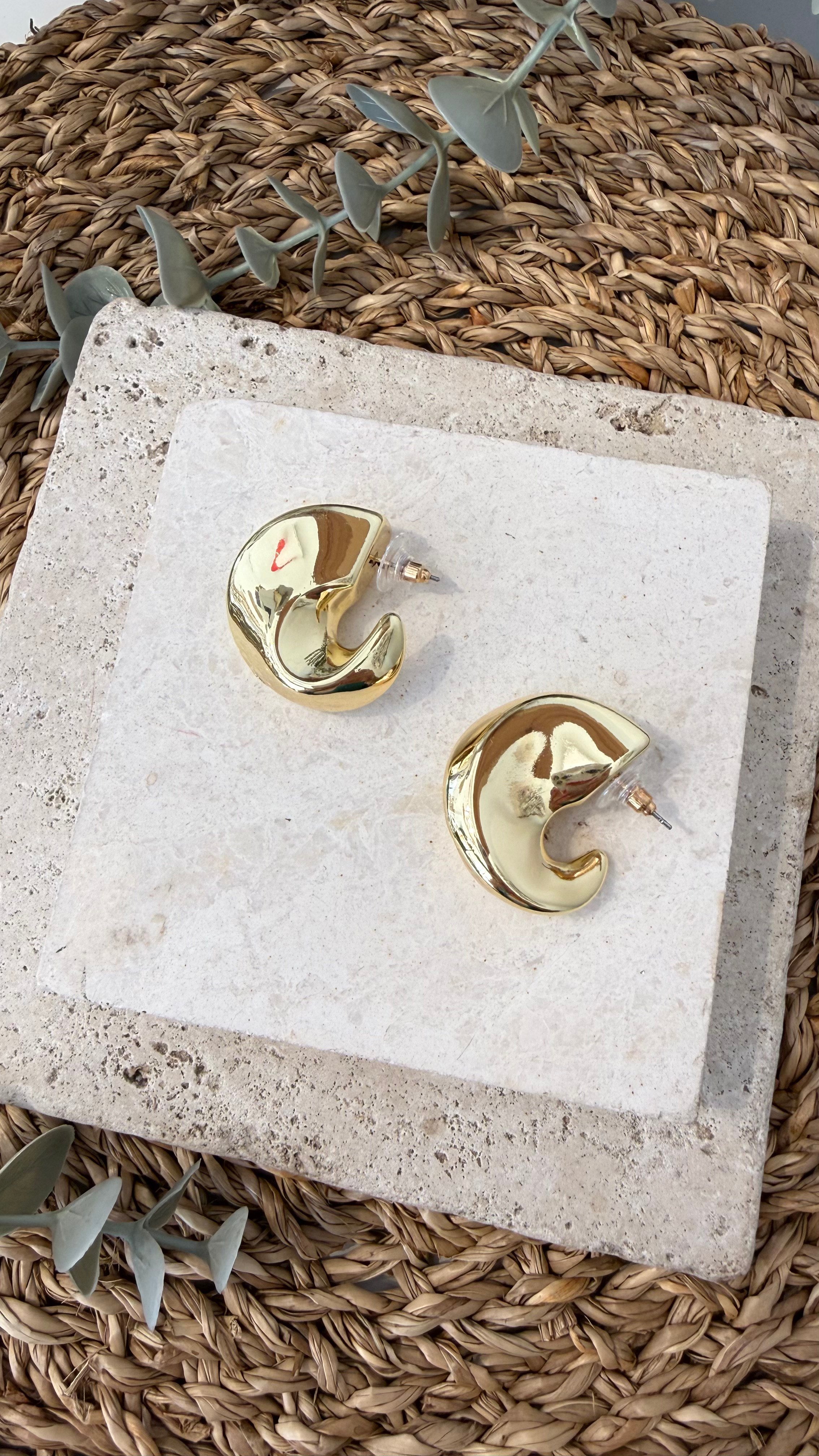 İthal Gold Renk Küpe
