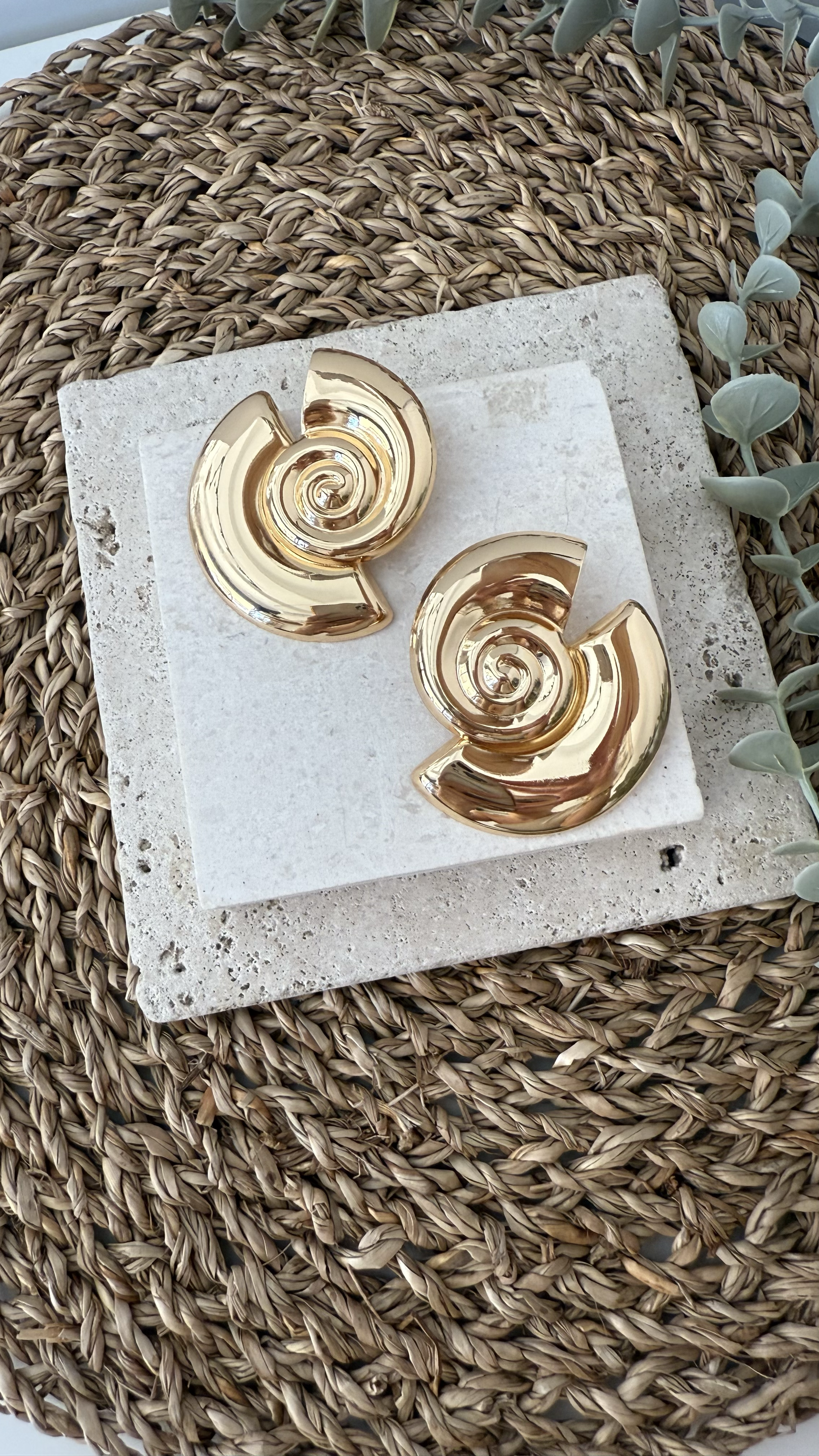 İthal Gold Renk Küpe
