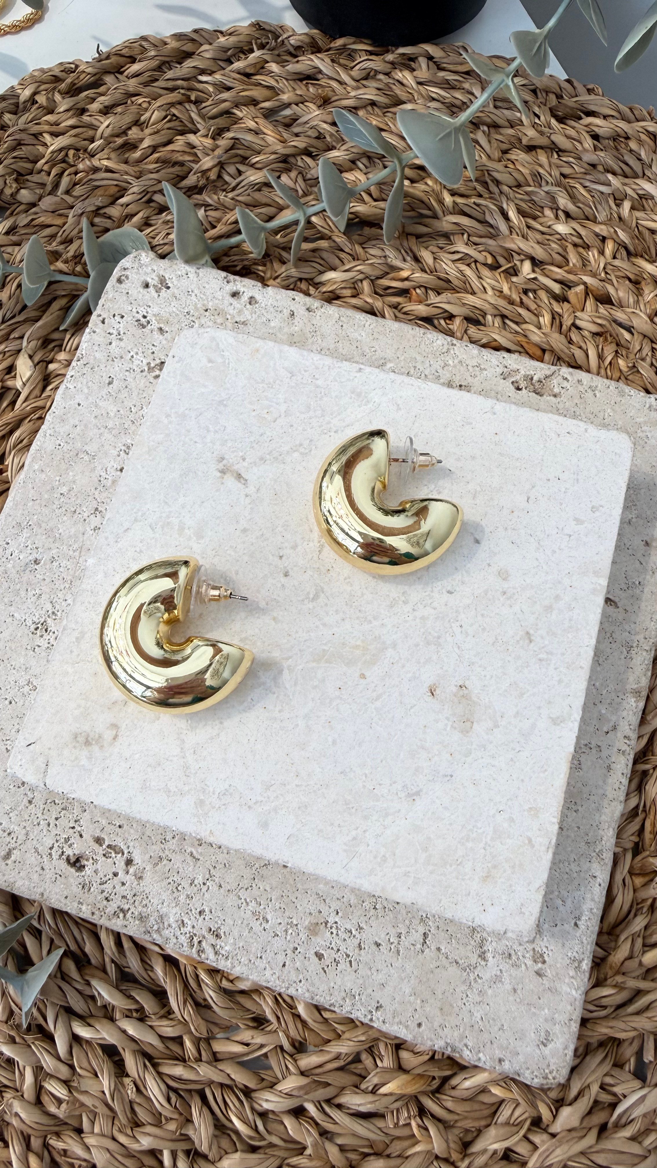 İthal Gold Renk Küpe
