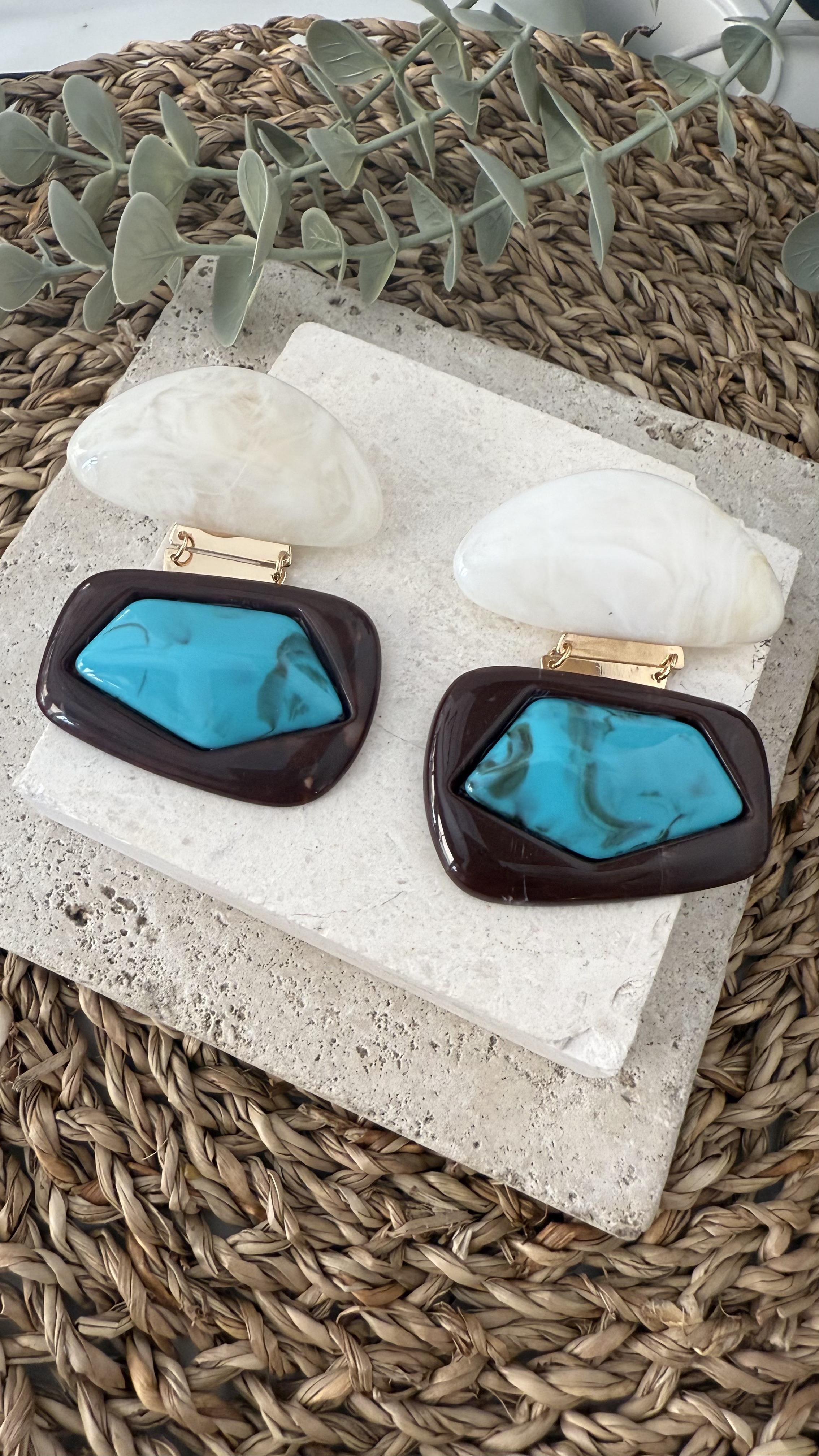 İthal Gold Renk Mavi Taşlı Küpe