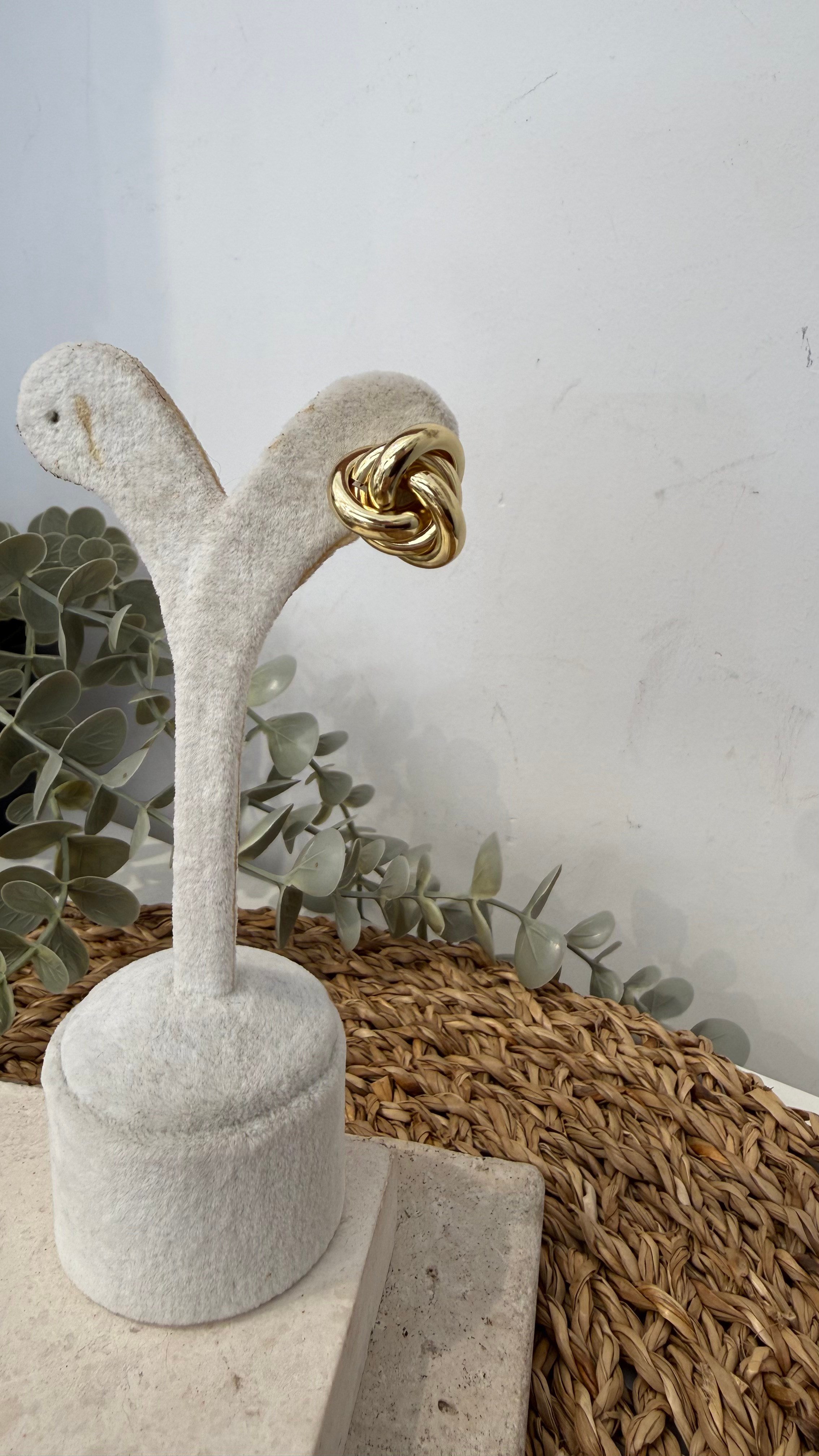 İthal Gold Renk Minimal Küpe