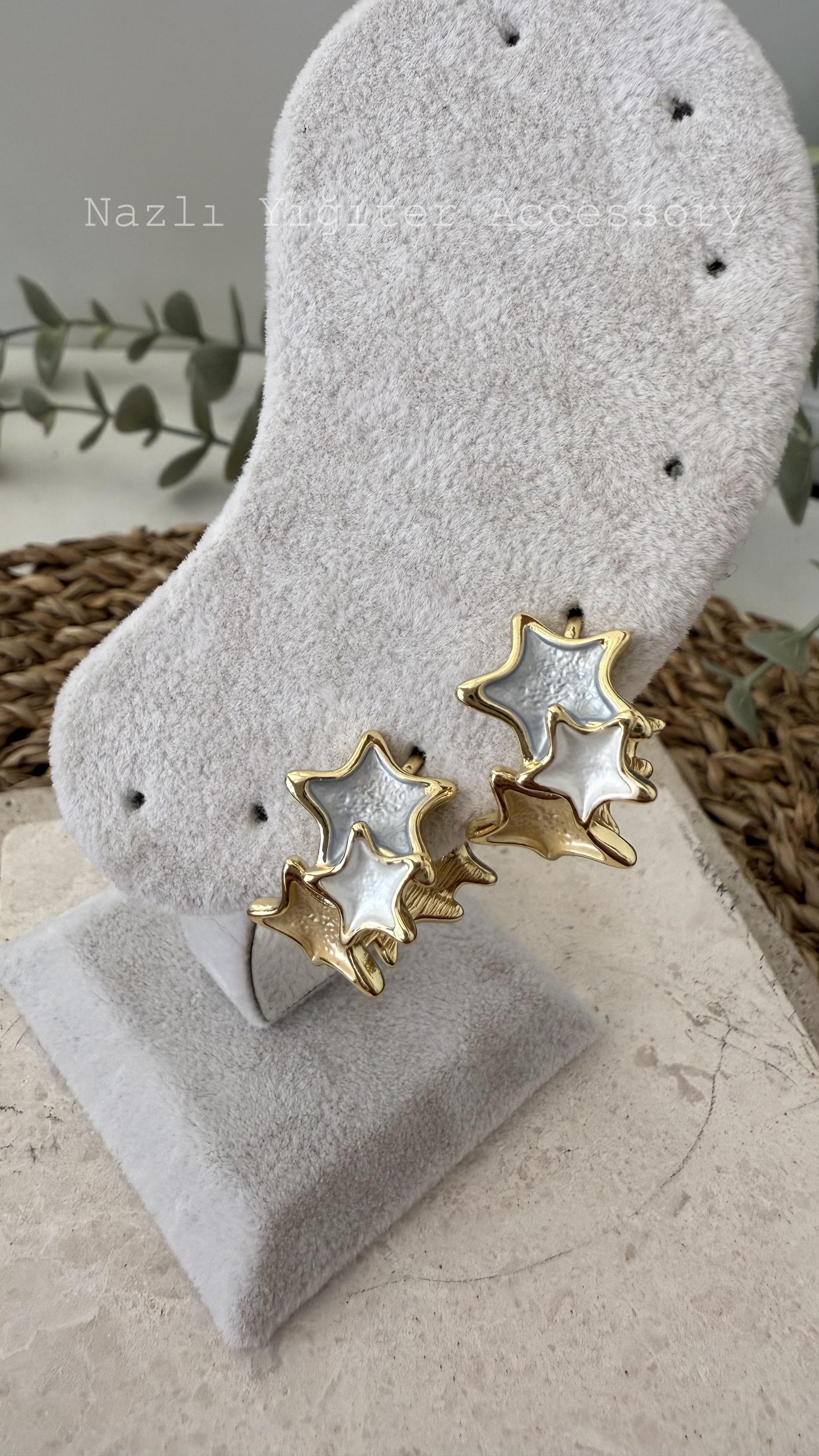 İthal Gold Renk Yıldız Figür Mineli Küpe