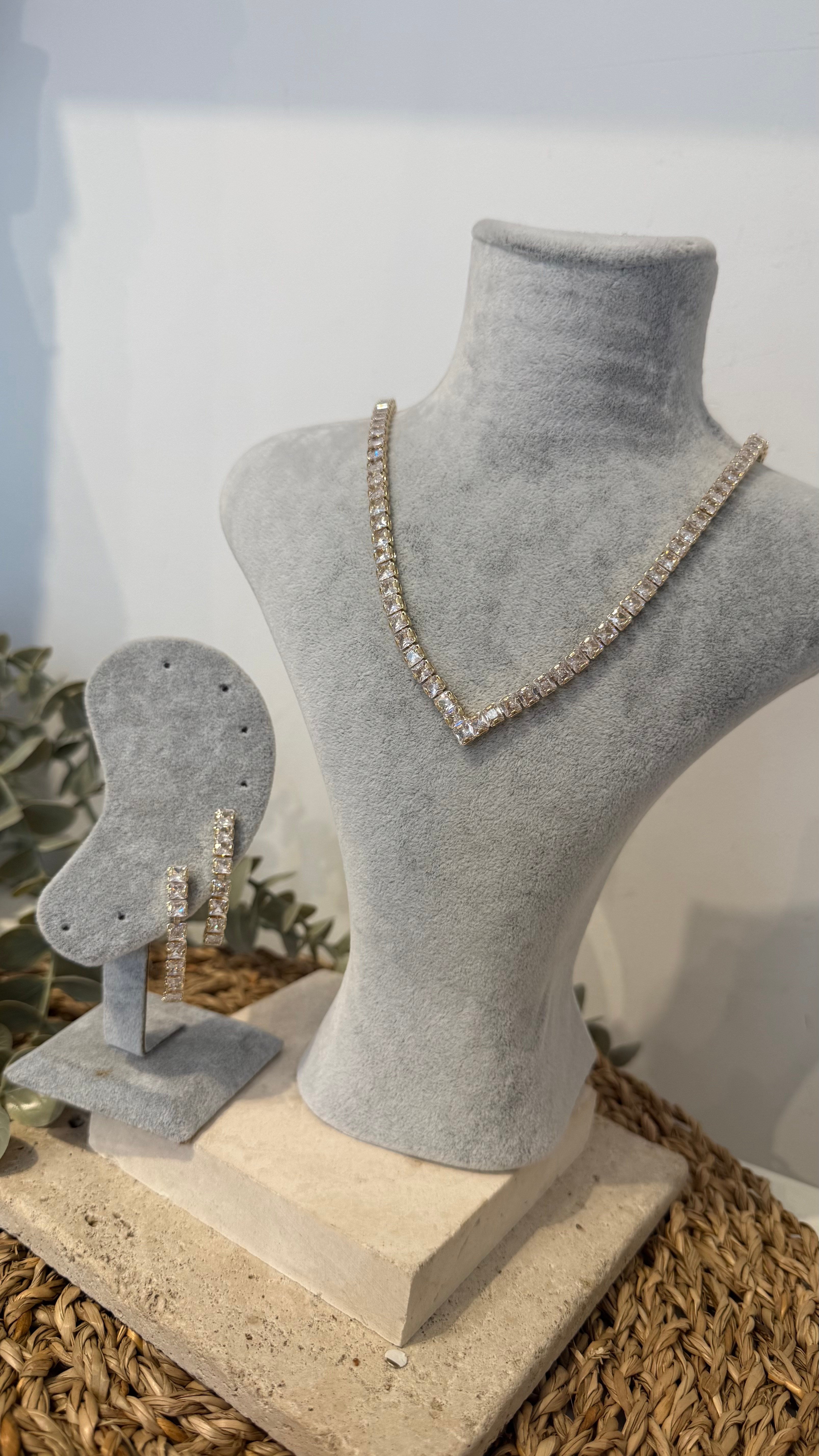 İthal Zirkon Taşlı Kolye Küpe Set