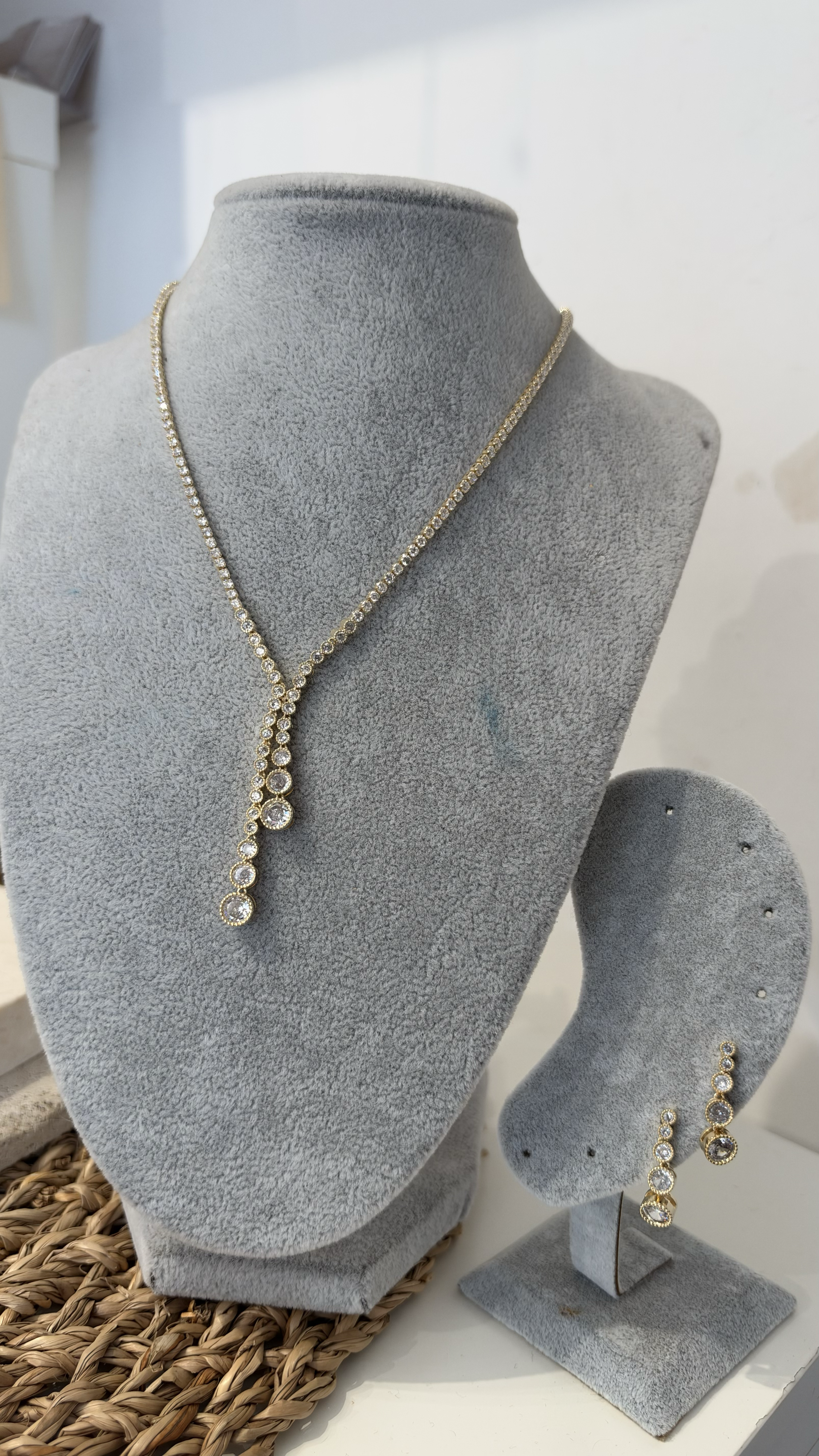 İthal Zirkon Taşlı Kolye Küpe Set