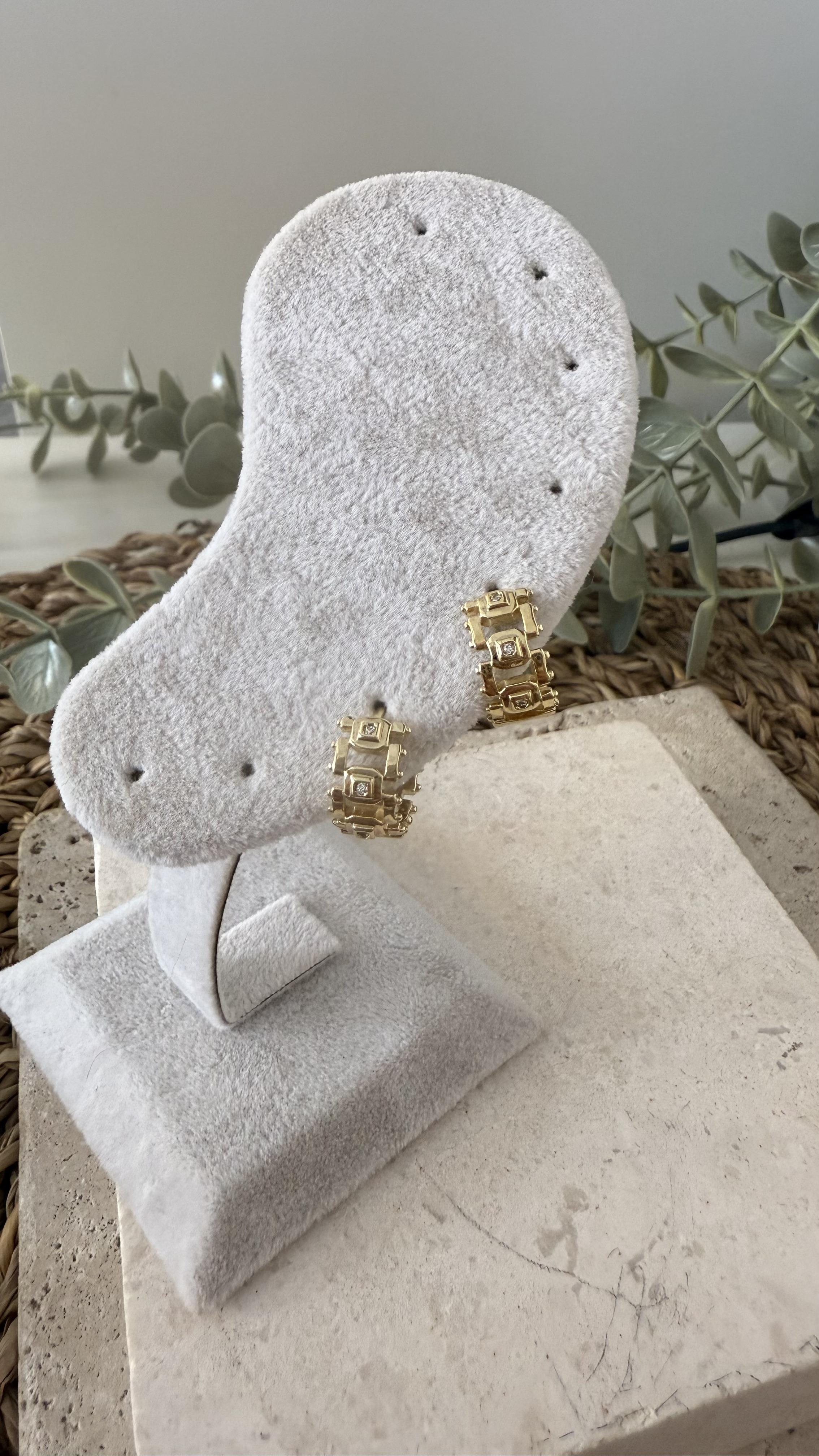 Xuping Özel Seri 14k Gold Renk Küpe