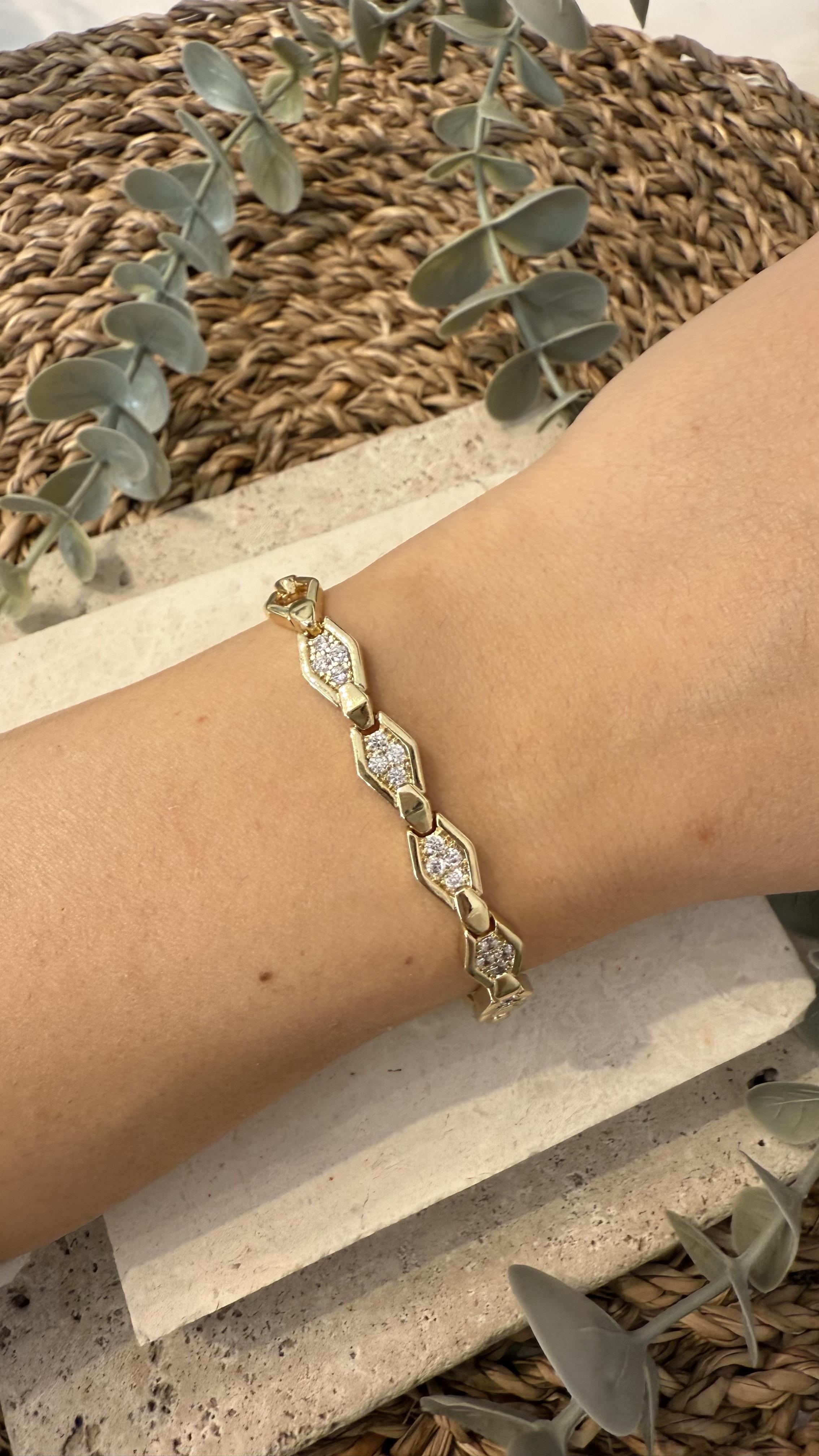 Xuping Özel Seri Gold Renk 14k Bileklik