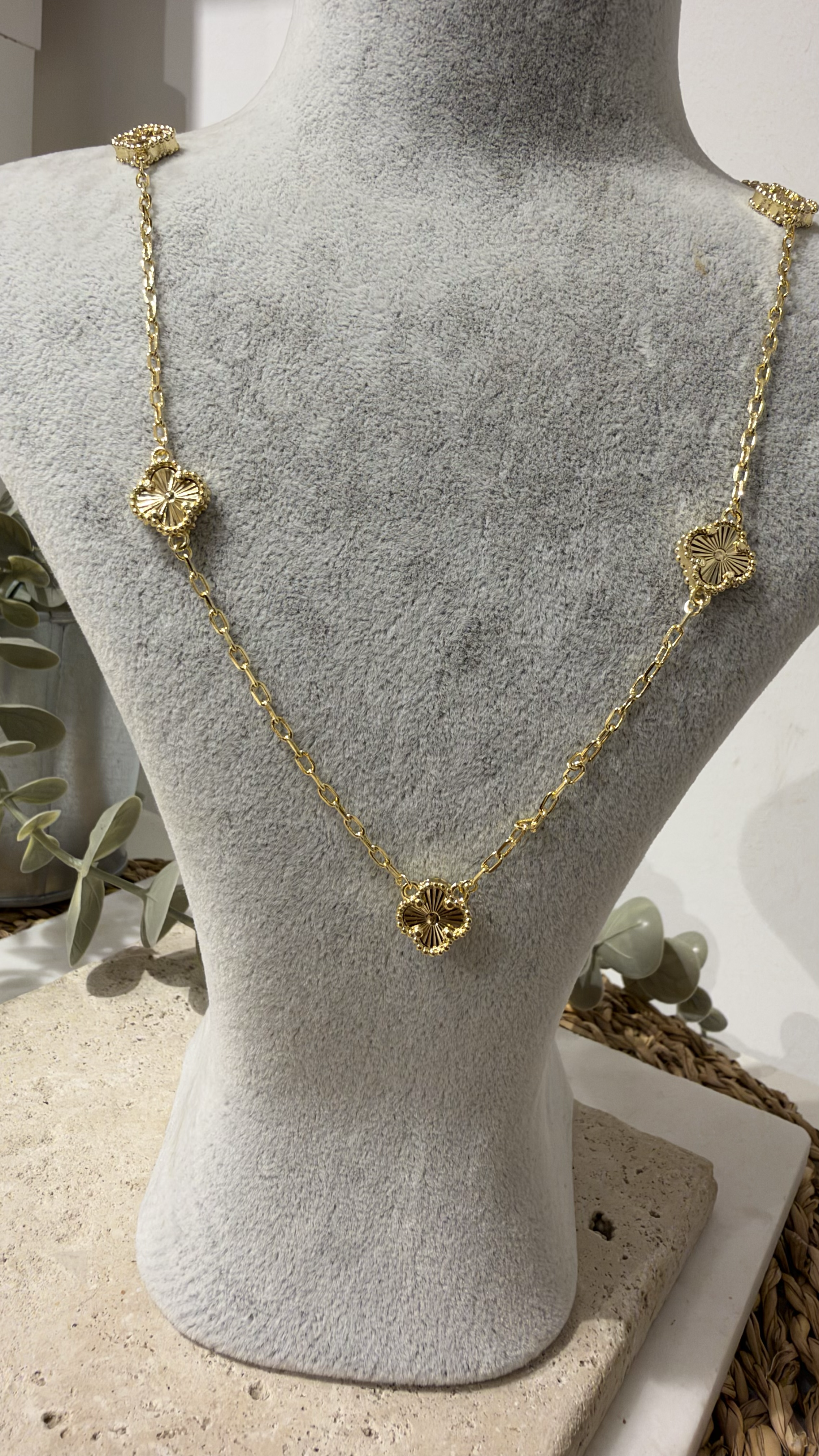 Xuping Özel Seri Gold Renk Yonca 14k Kolye 50cm