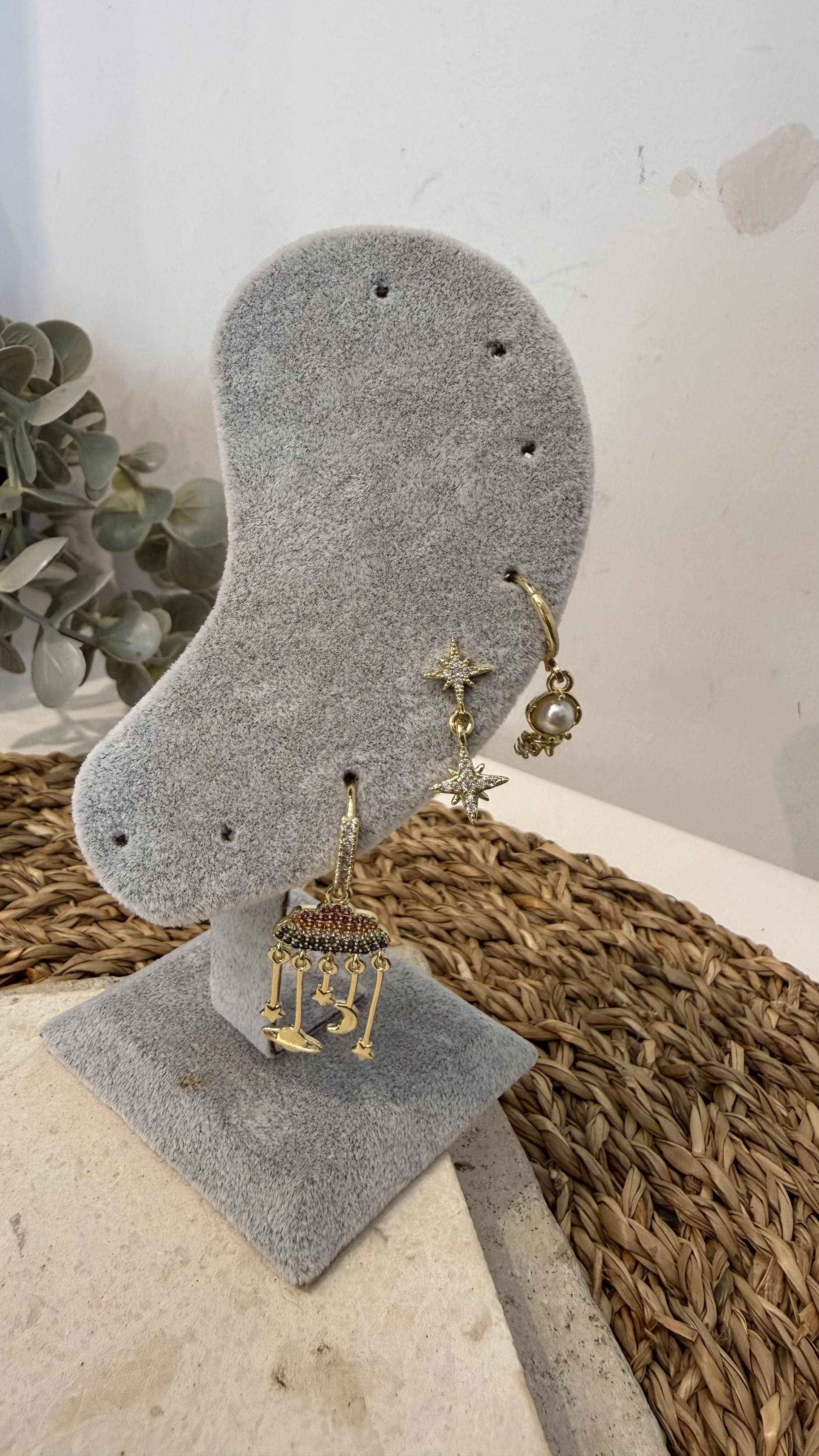 Zirkon Üçlü Gold Renk Küpe