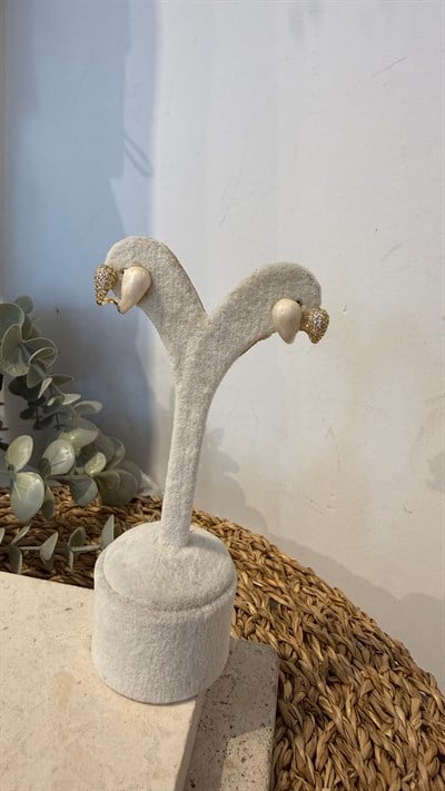 İthal Gold Renk Krem Taşlı Küpe