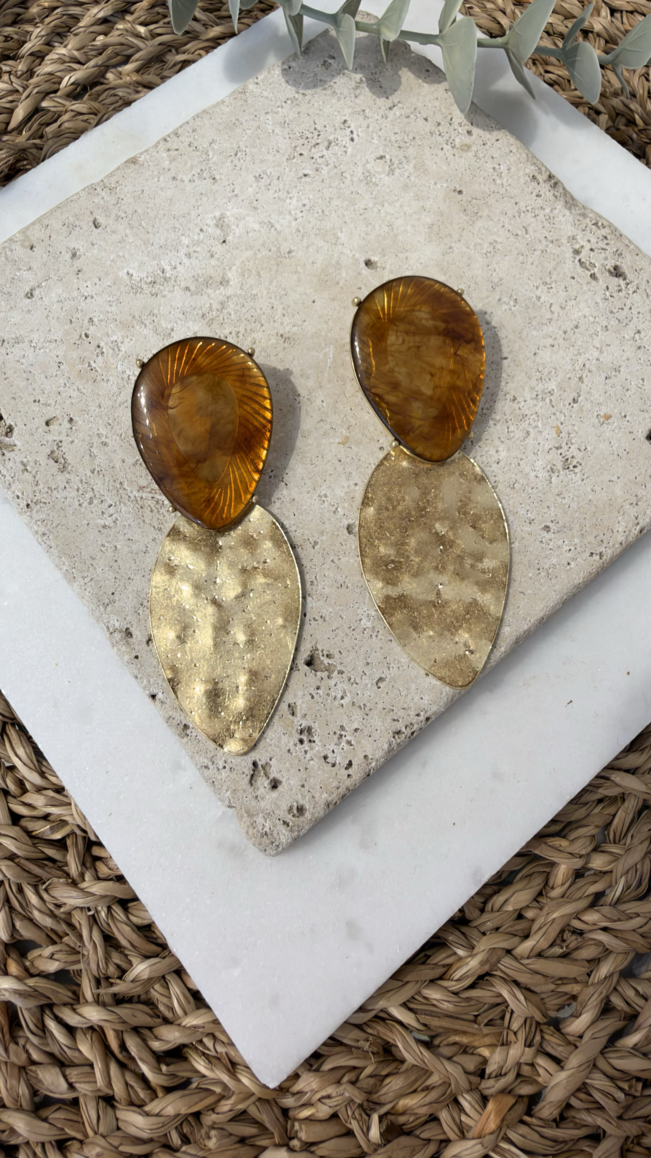 İthal Büyük Renkli Gold Küpe