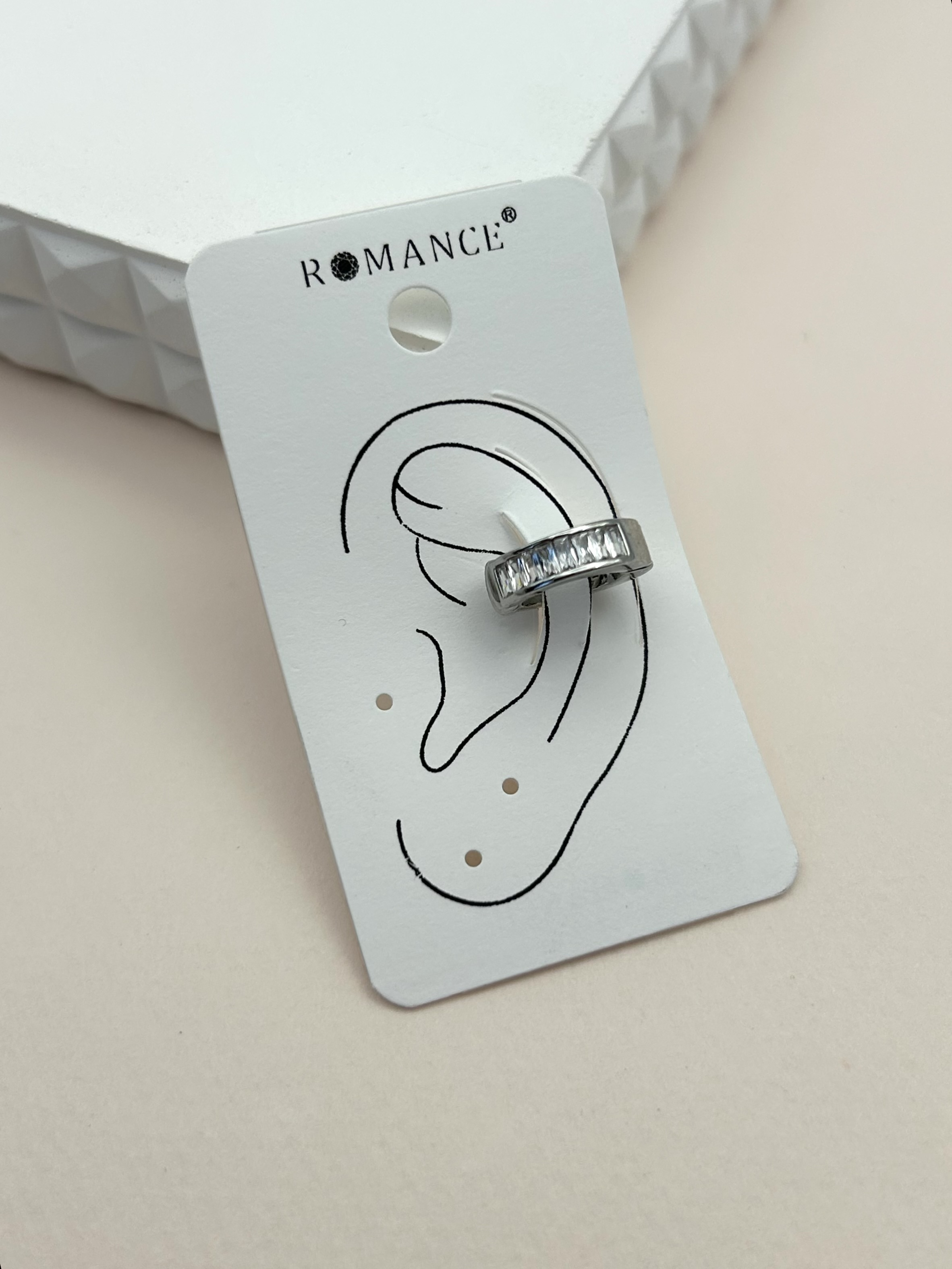 İthal Earcuff