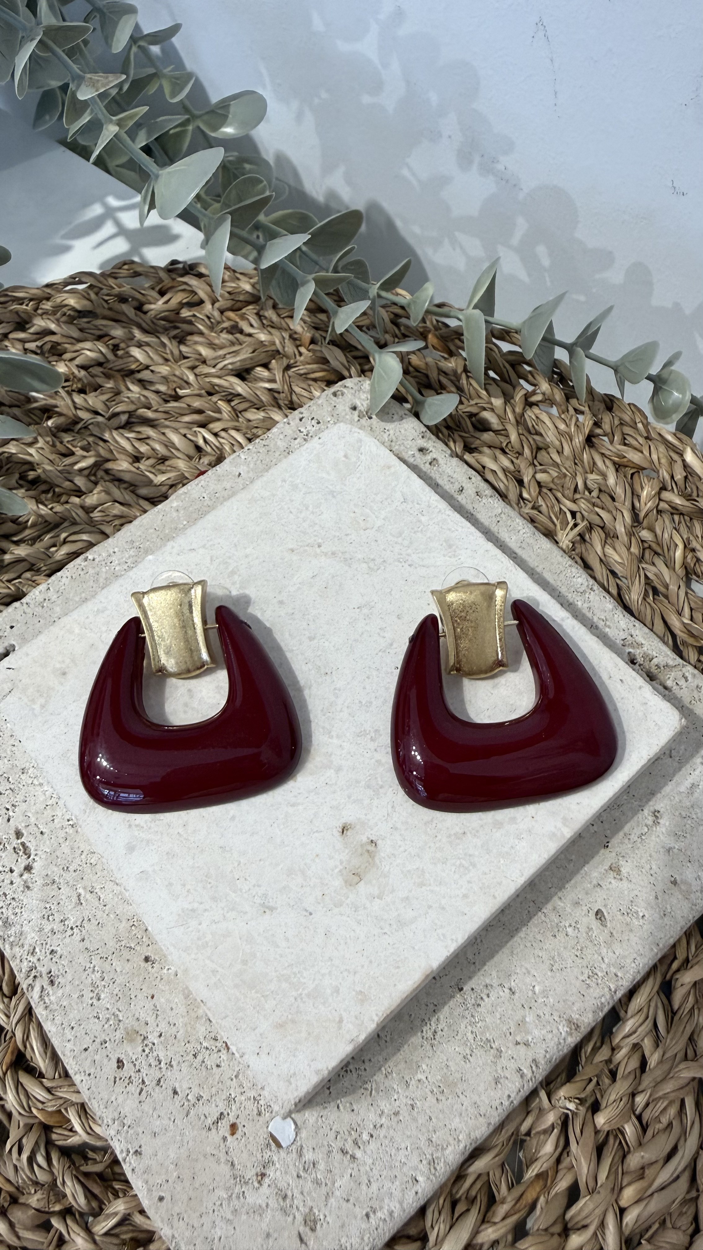 İthal Gold Renk Bordo Küpe